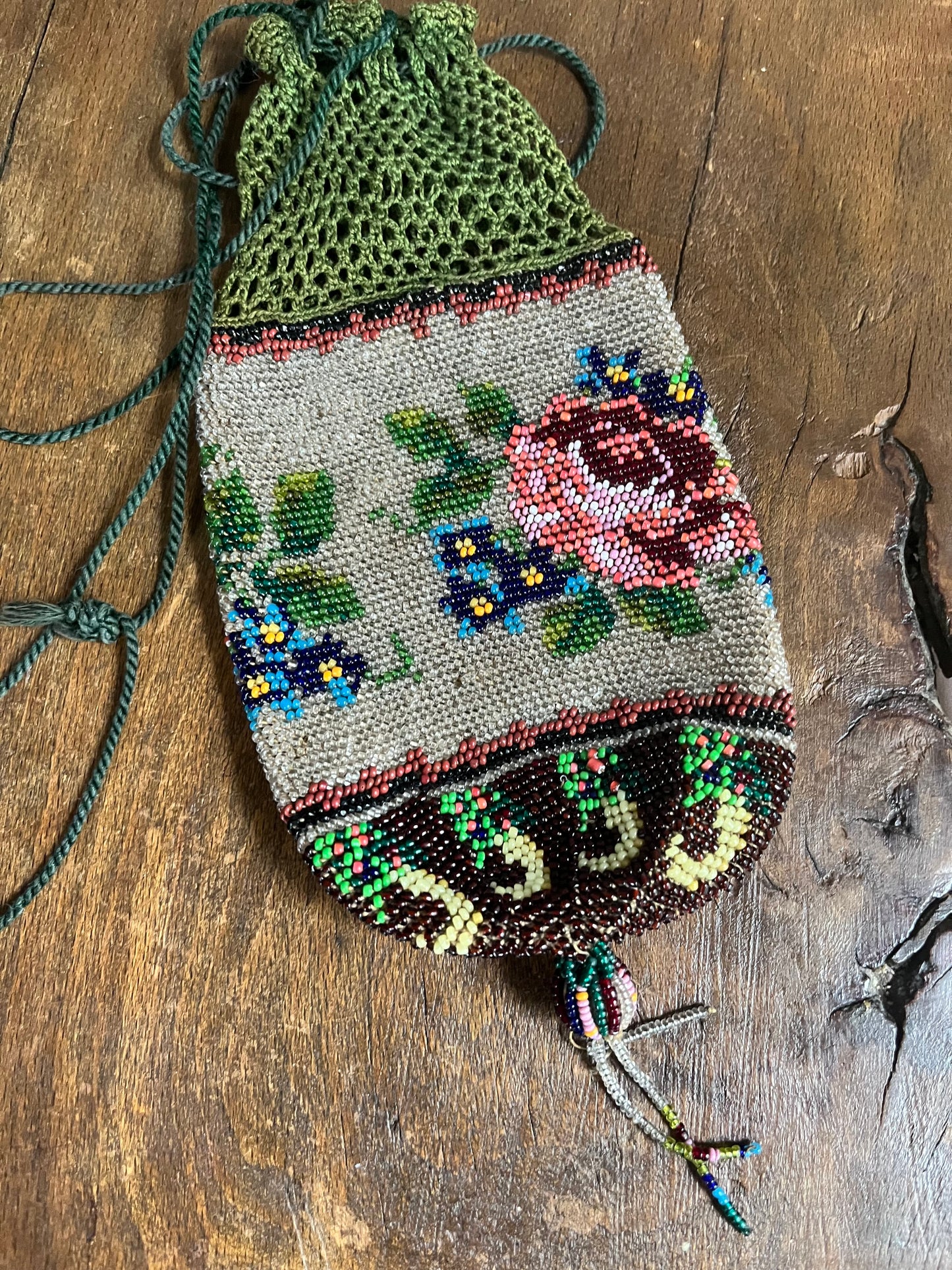 Rarität: Glasperlen Tasche aus dem Biedermeier wunderbar erhalten