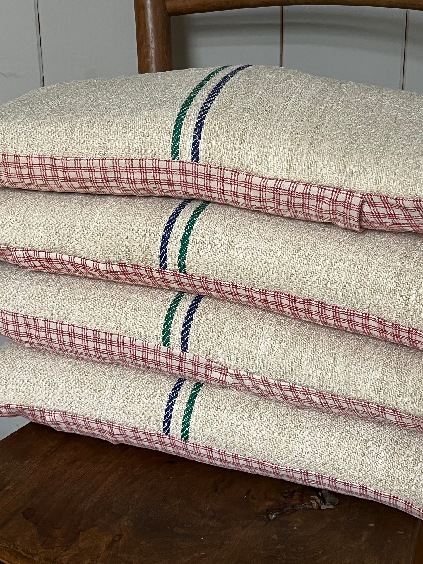 Dinkelkissen für den Nacken: Vintage Kissen aus altem Leinensack 45 x 25