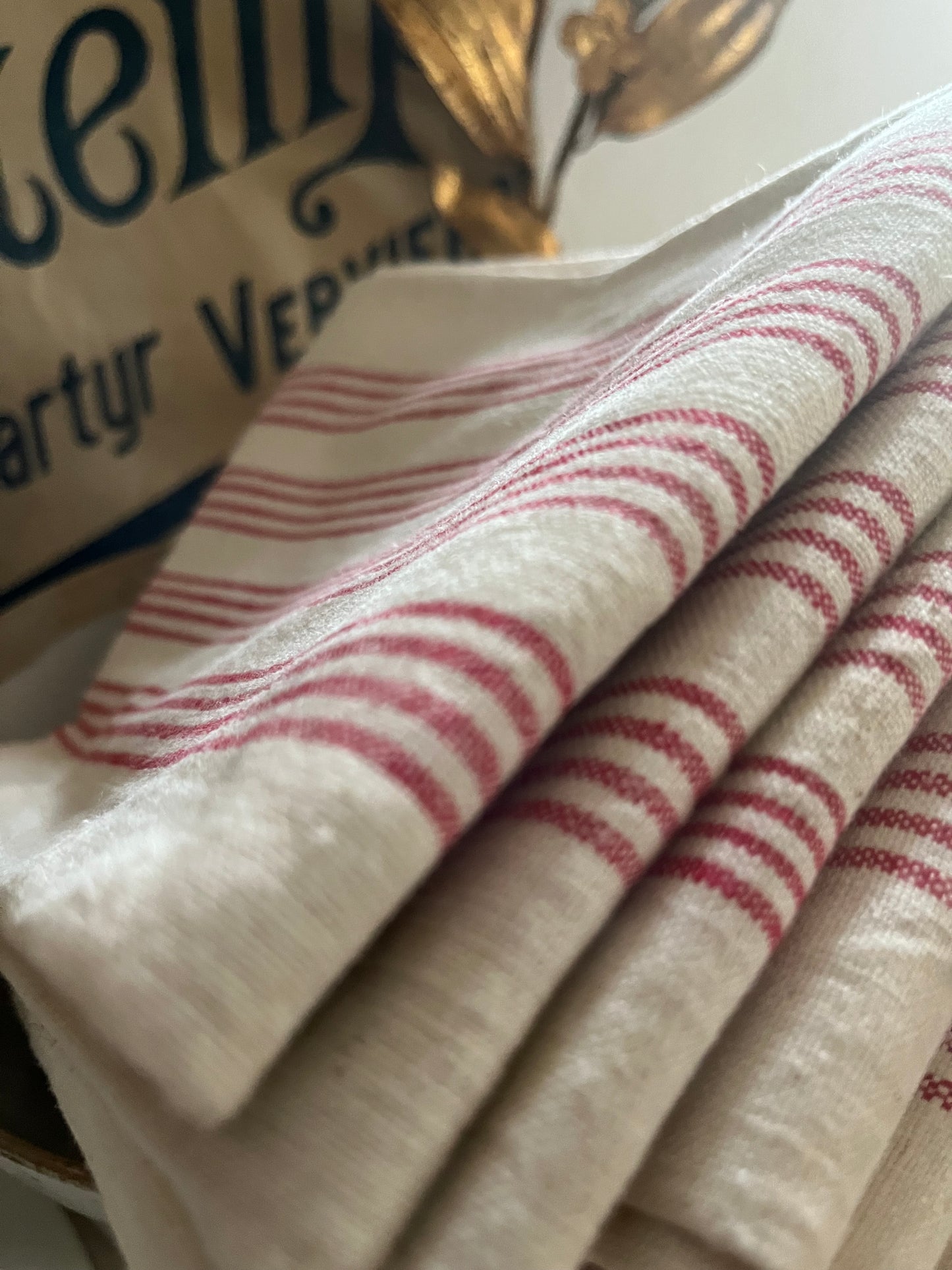 Trio: französische große Tücher Rot/Weiß Halbleinen