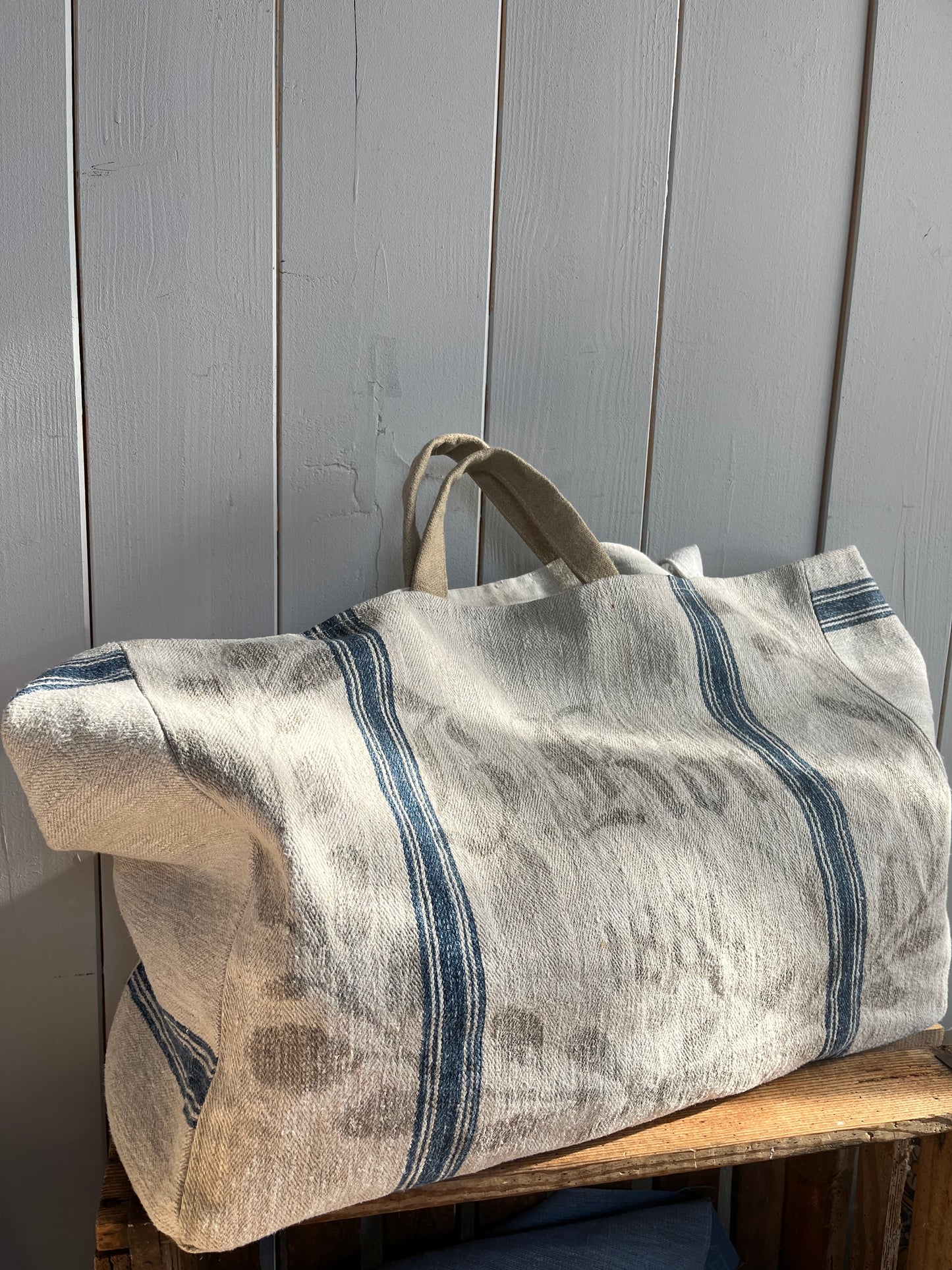 1881: große Tasche aus sehr altem Leinensack
