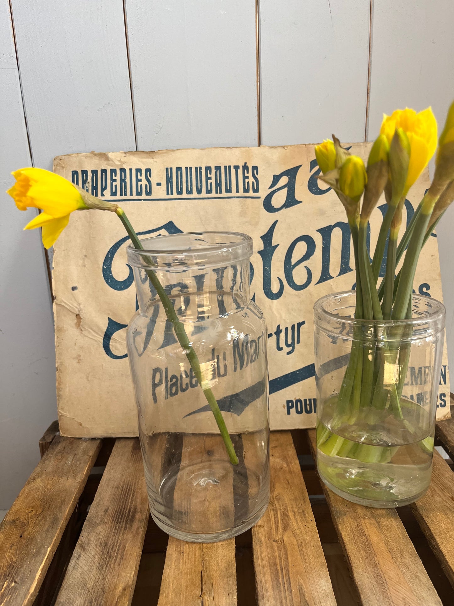 Altes belgisches Vorratsglas Vase mit umgeschlagenem Rand