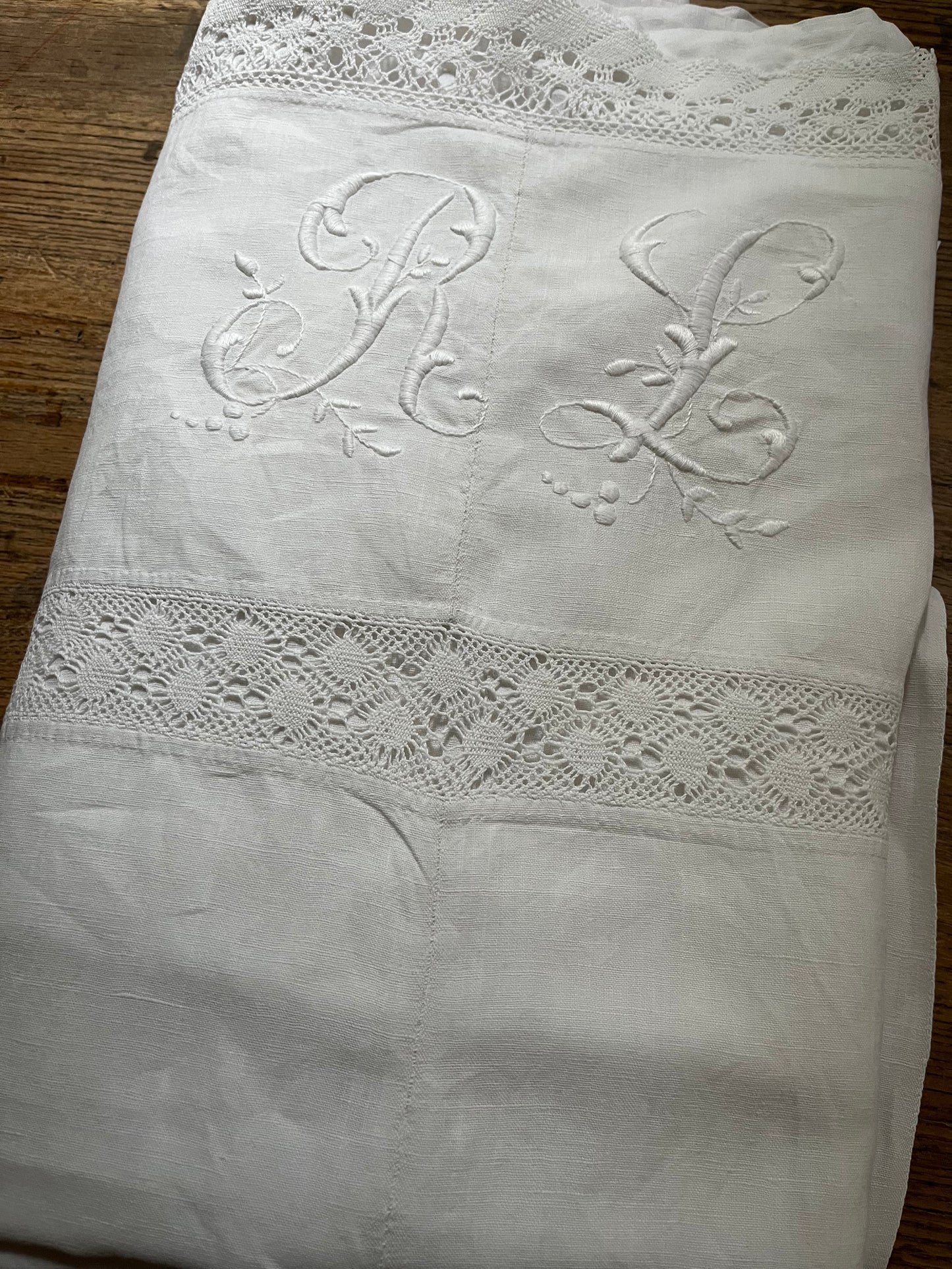 Feines und altes Laken aus Frankreich mit Monogramm RL 260 x 155