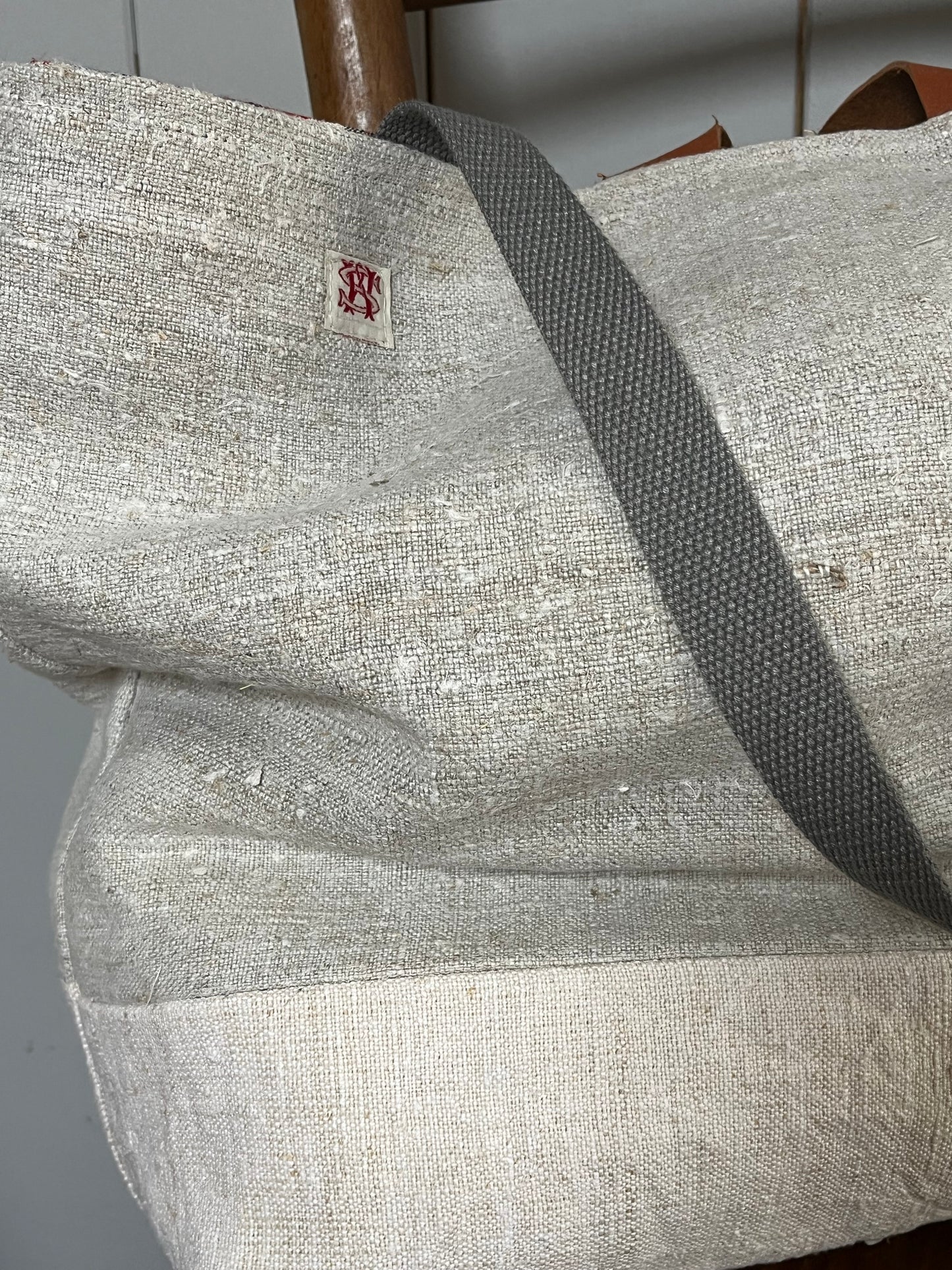 Very Vintage: Große Tasche Shopper mit Aufschrift aus Kornsack