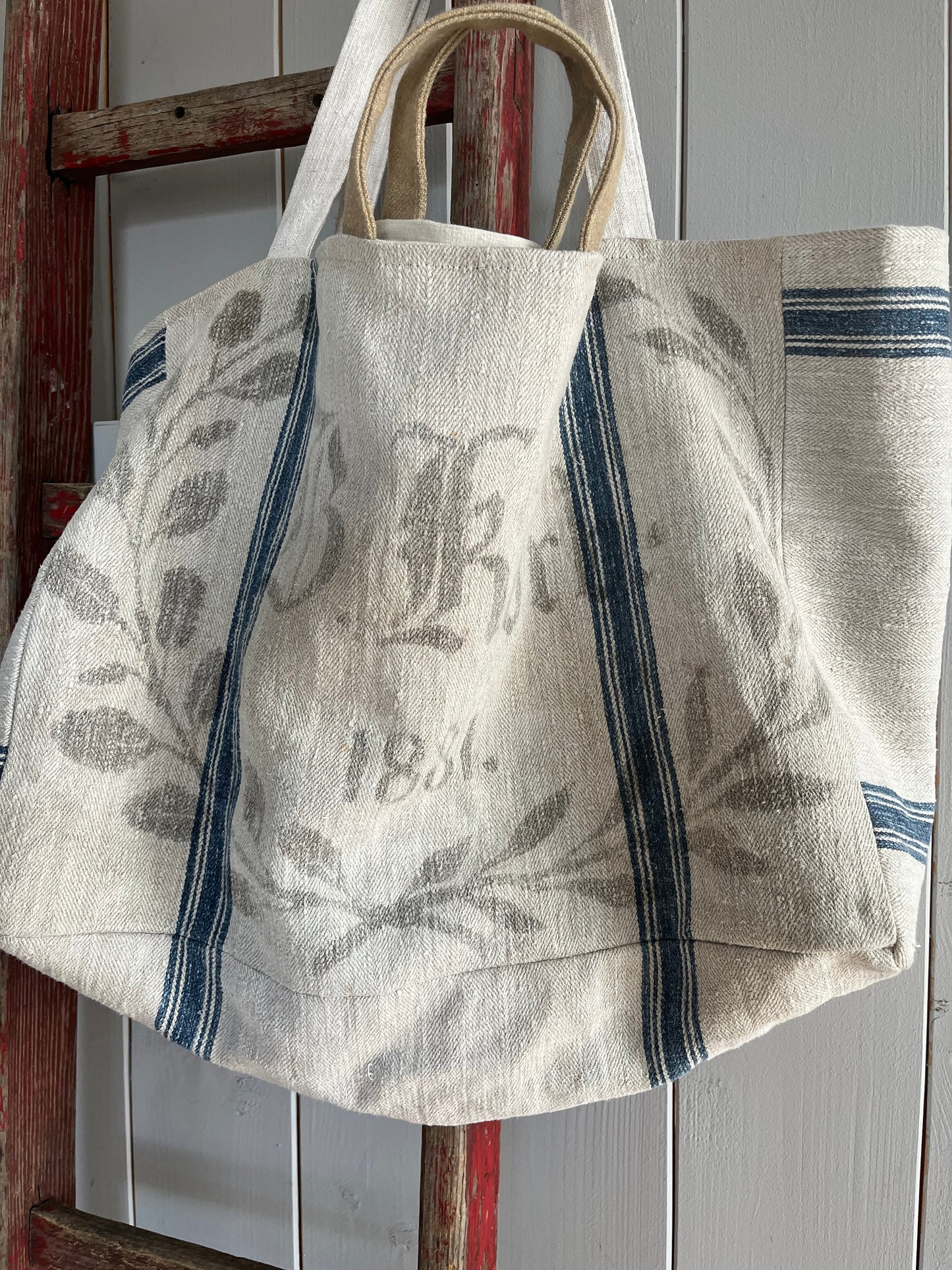 1881: große Tasche aus sehr altem Leinensack
