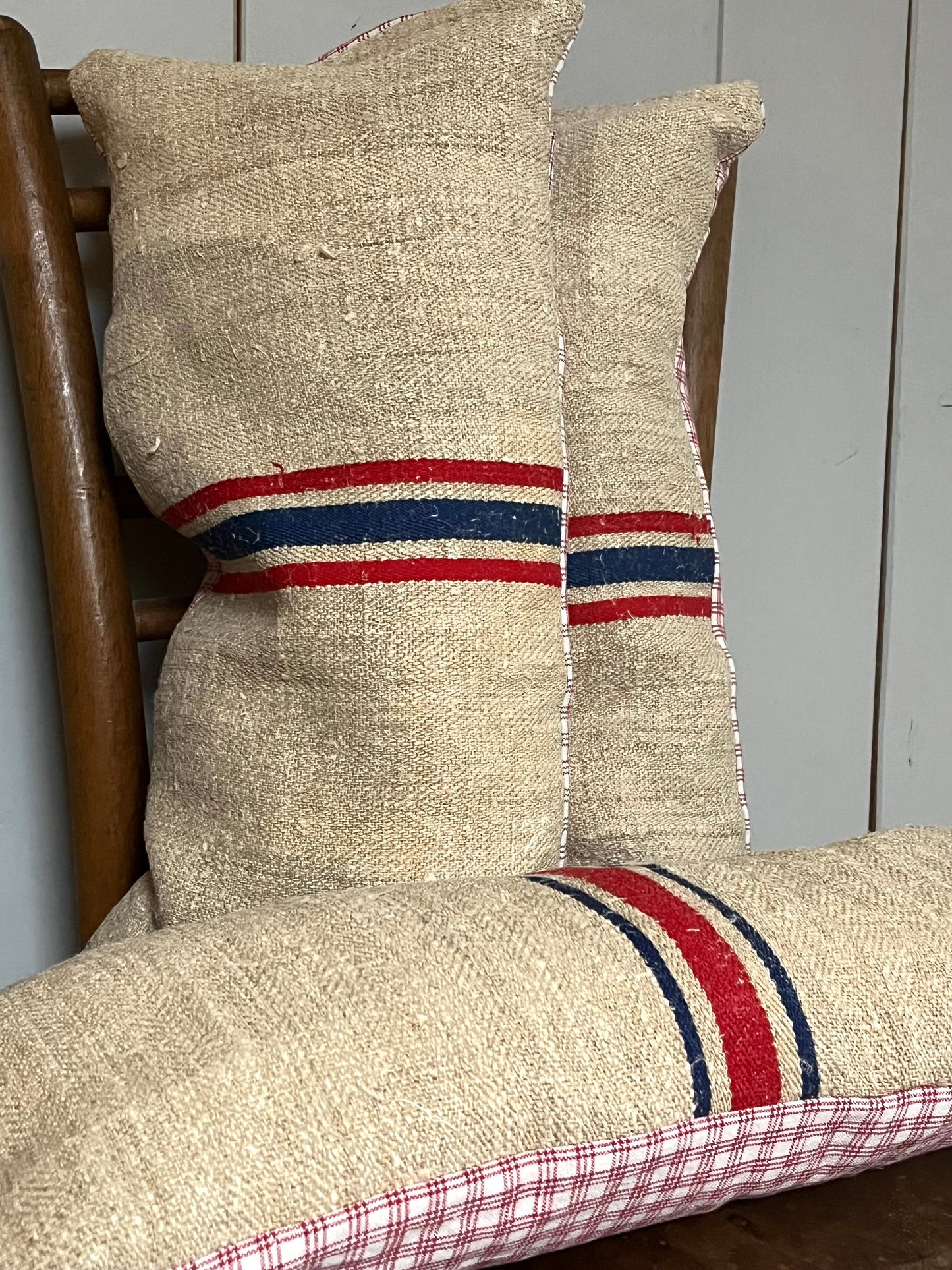 Dinkelkissen für den Nacken: Vintage Kissen aus altem Leinensack 45 x 25