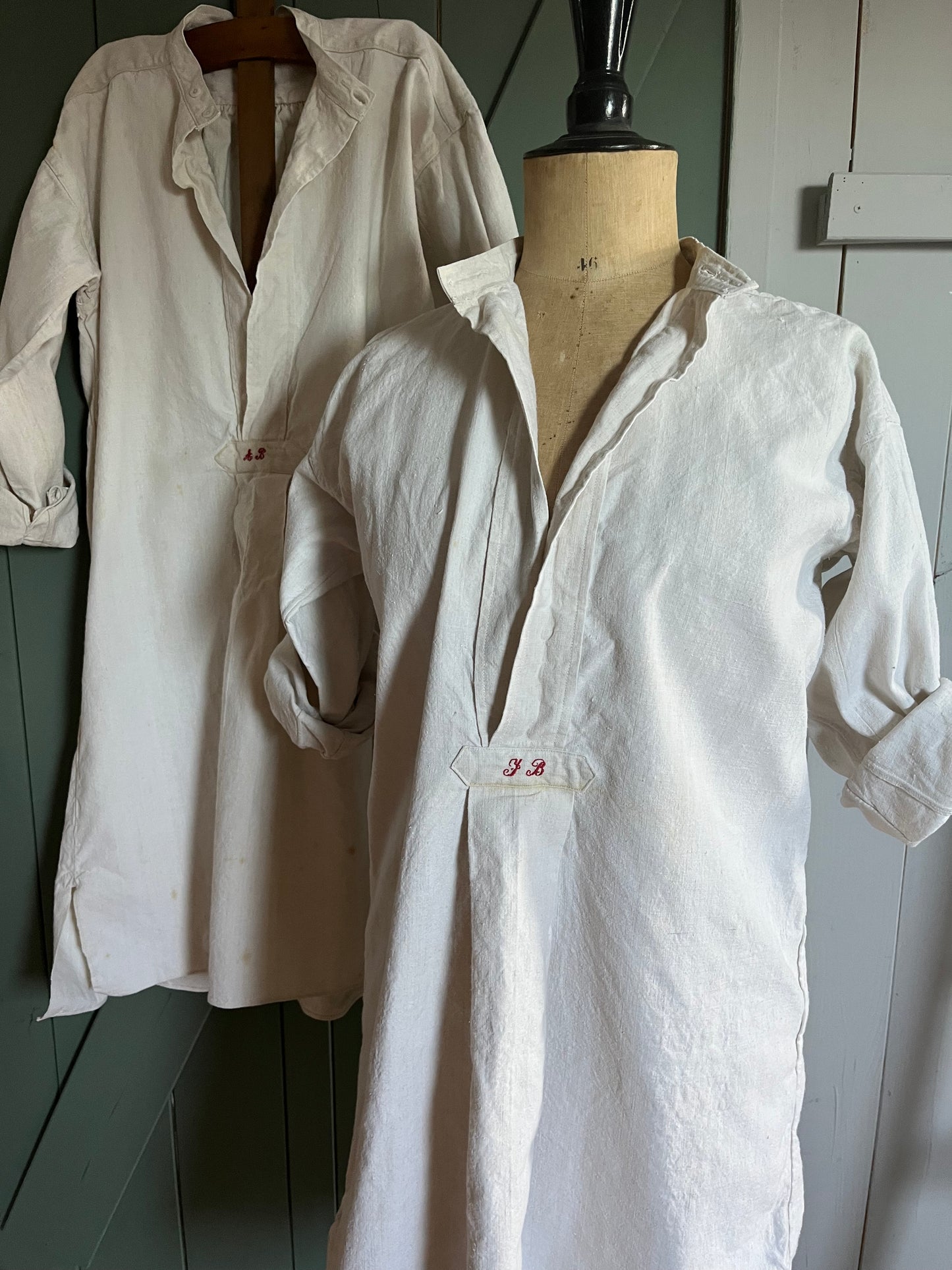 Großvaterhemd mit Stil und Monogramm JB: heute gemütliche Tunika