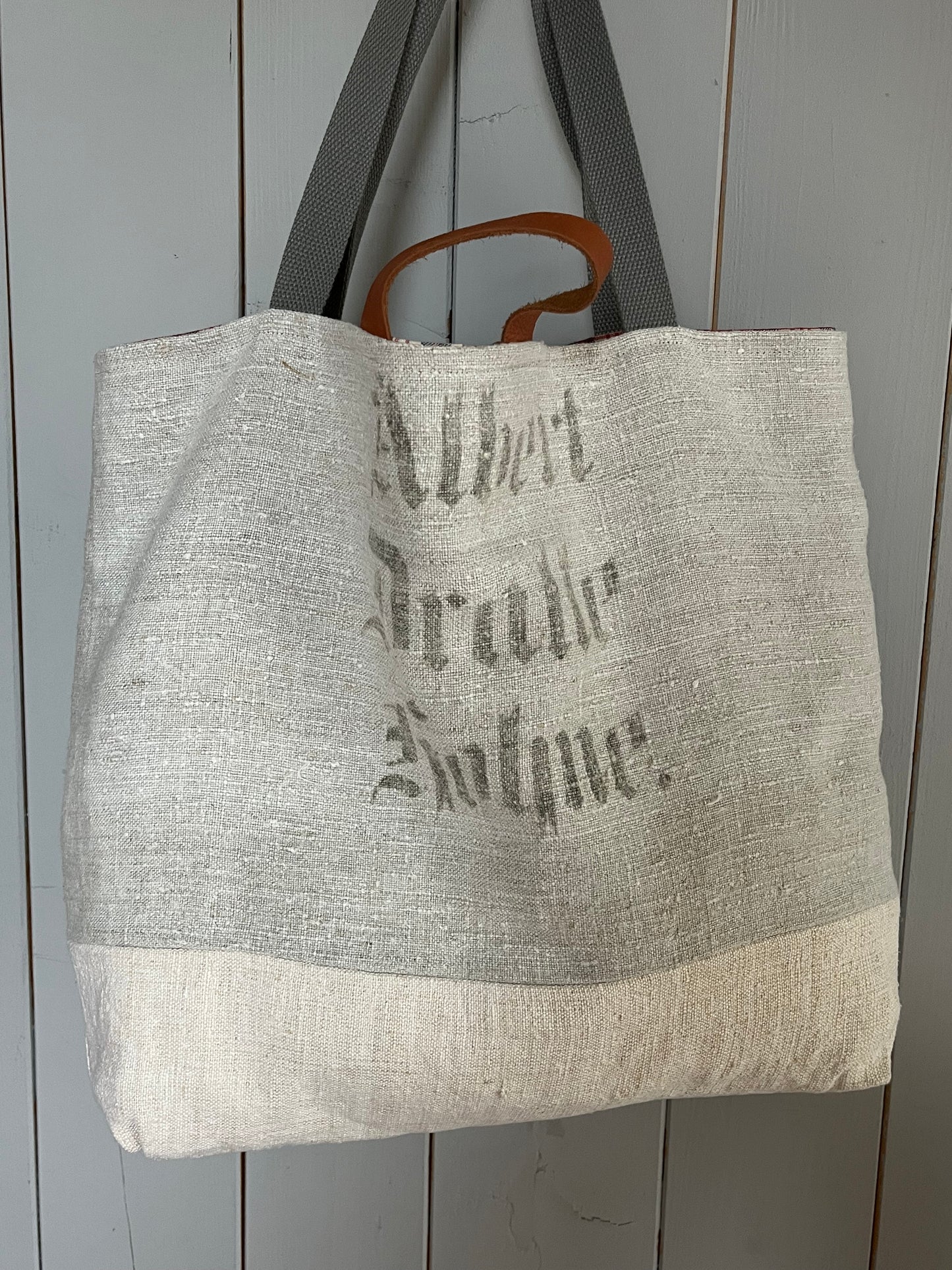 Very Vintage: Große Tasche Shopper mit Aufschrift aus Kornsack