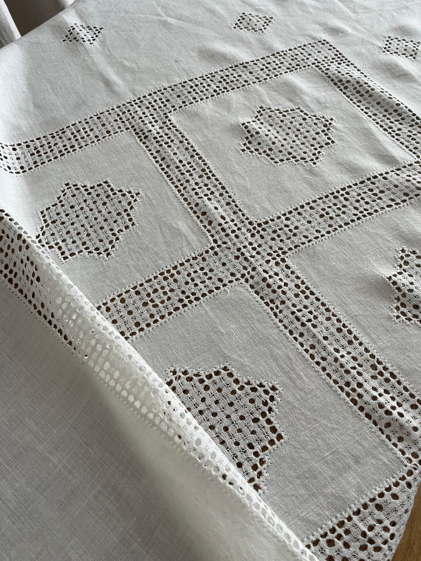 Tischdecke Hardanger Stickerei Leinen