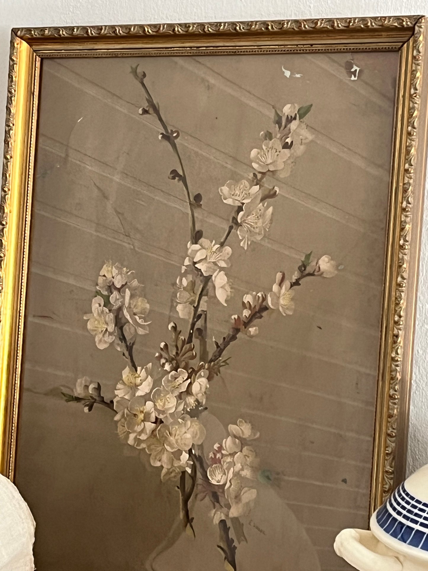 Altes, schweres Bild mit Blütenzweig hinter Glas, Goldrahmen aus Belgien