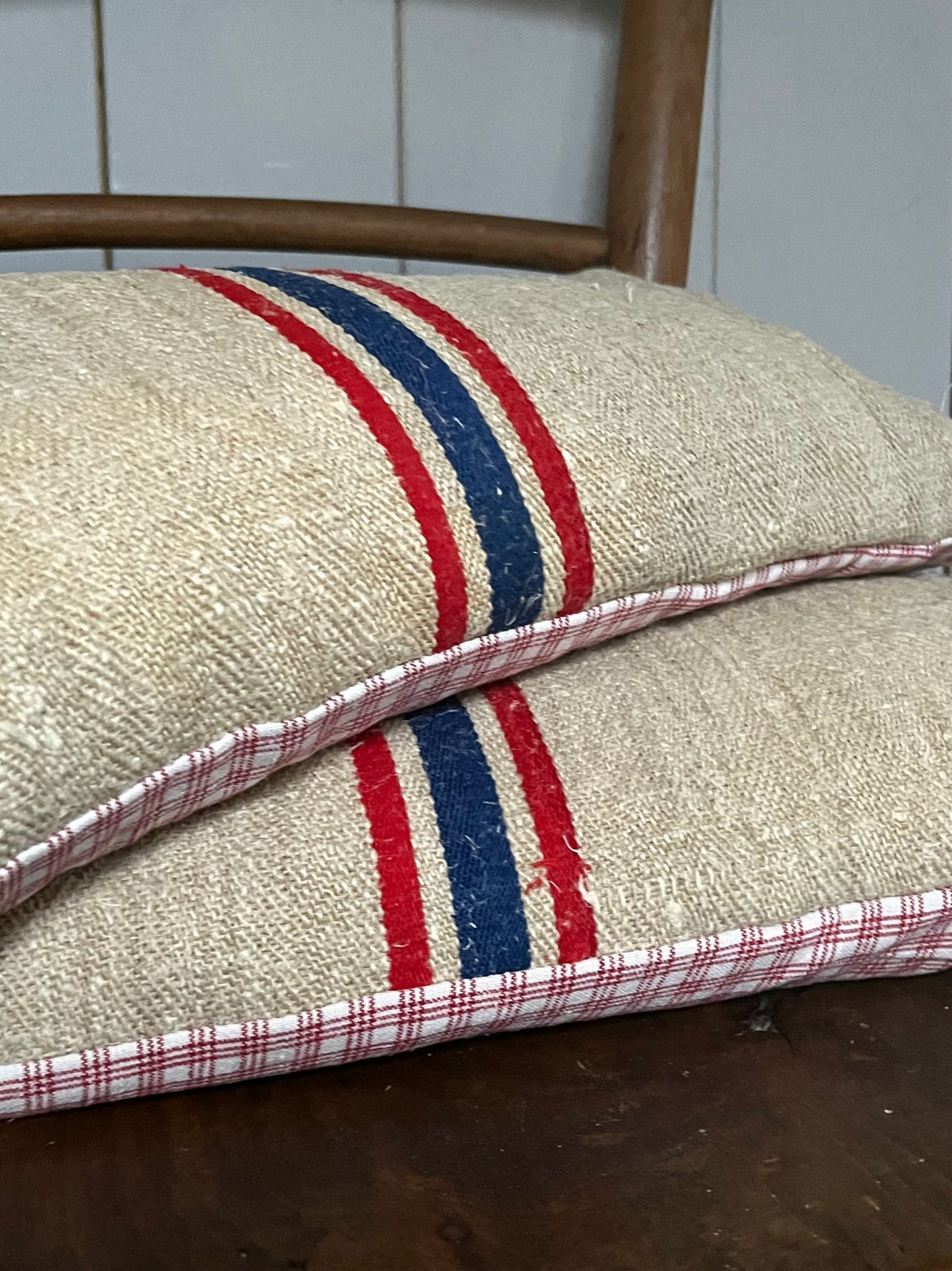Dinkelkissen für den Nacken: Vintage Kissen aus altem Leinensack 45 x 25