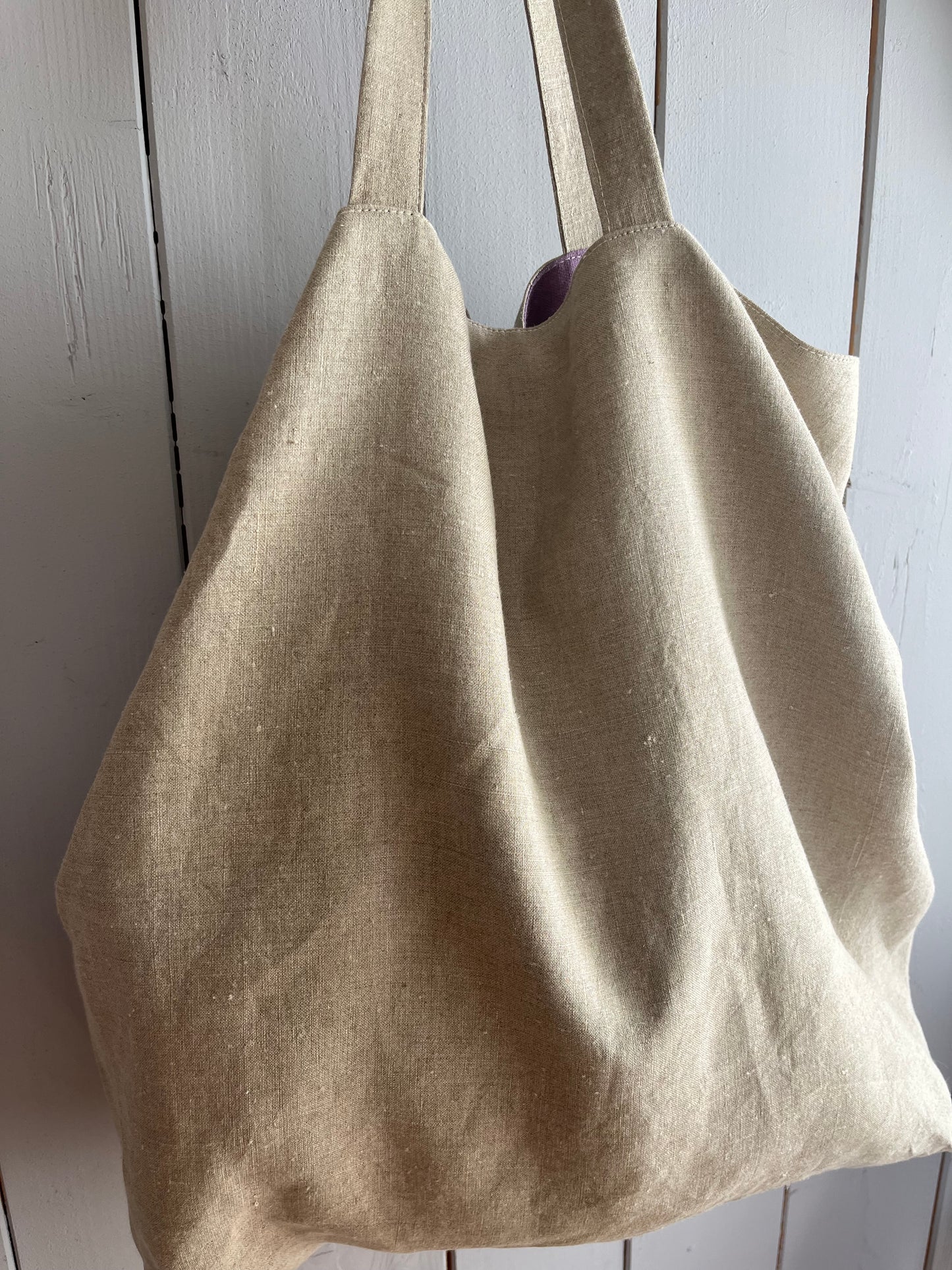Pur: Leinentasche zum Wenden Natur/Aubergine