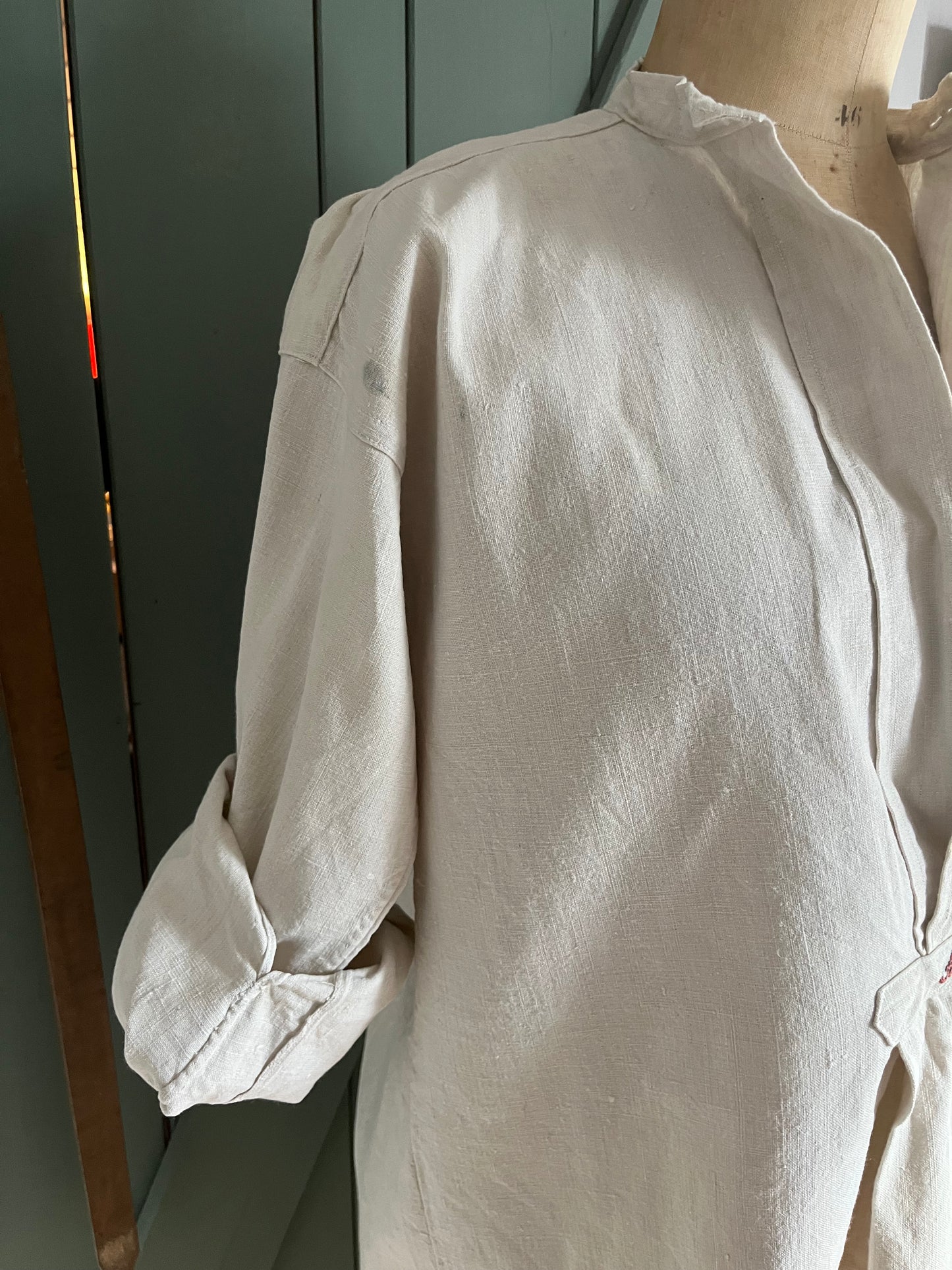 Großvaterhemd mit Stil und Monogramm AB: heute gemütliche Tunika