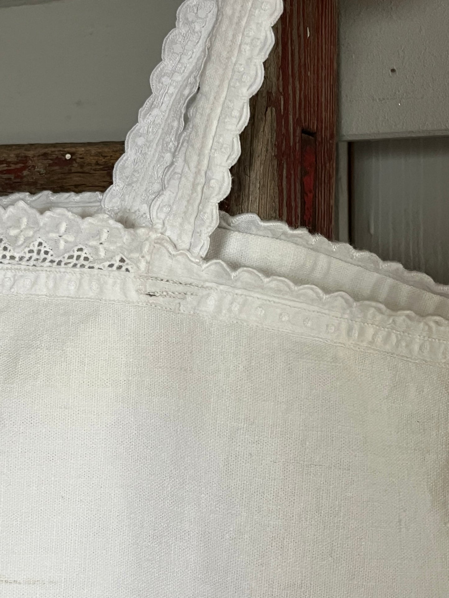 Romantisches Nachthemd von Großmutter