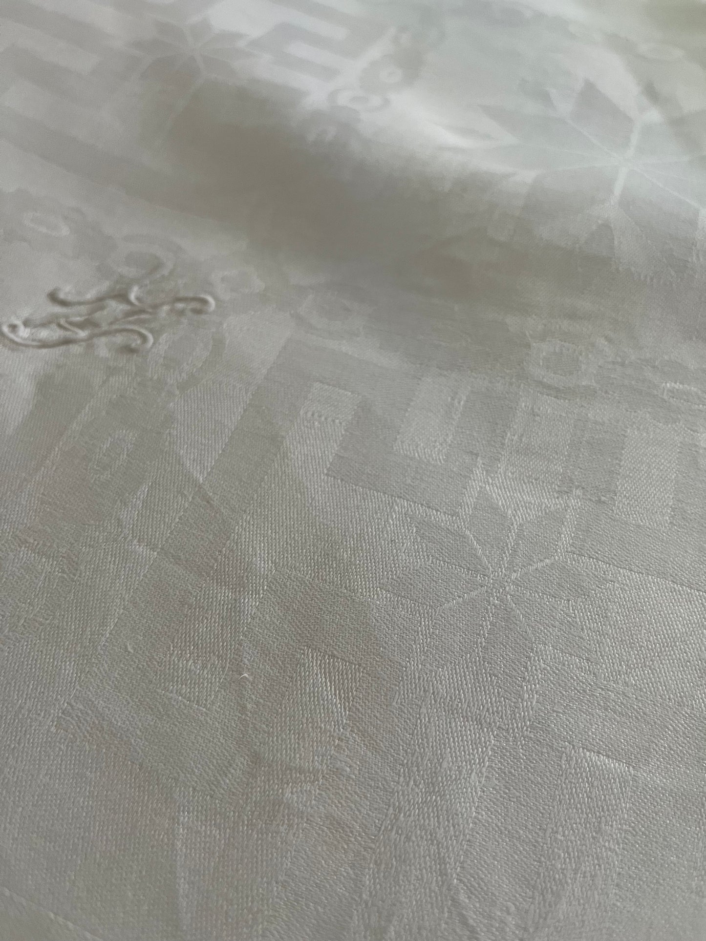 XXL Damast Leinen Tafeltuch 335 x 155 Monogramm