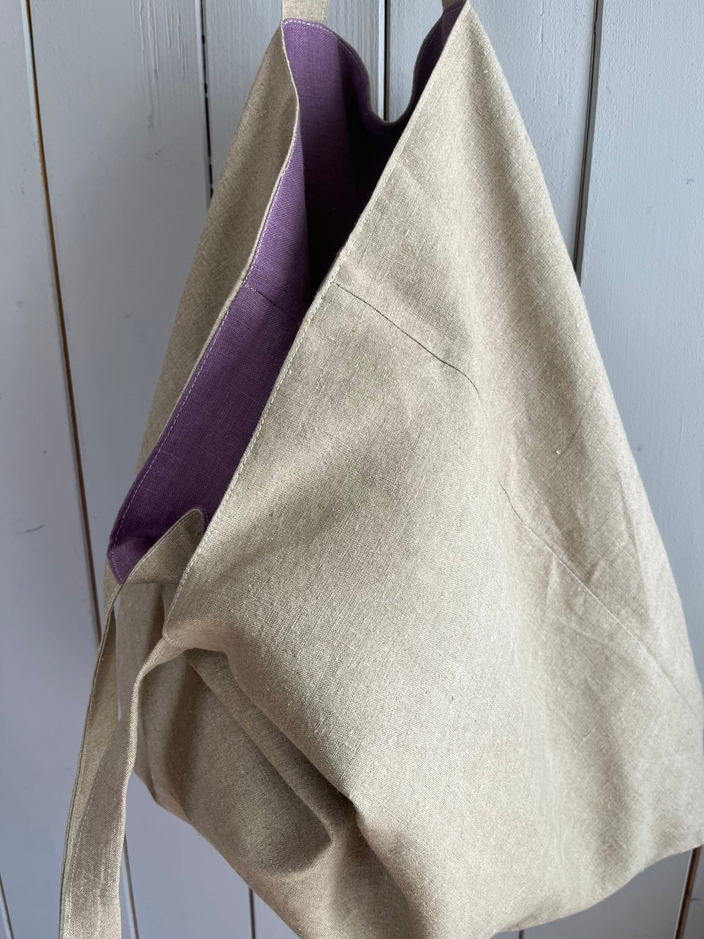 Pur: Leinentasche zum Wenden Natur/Aubergine