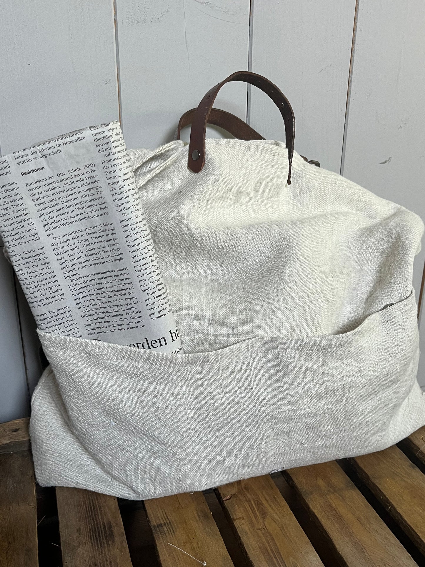 Pur: große Tasche aus altem Bauernleinen mit Extras
