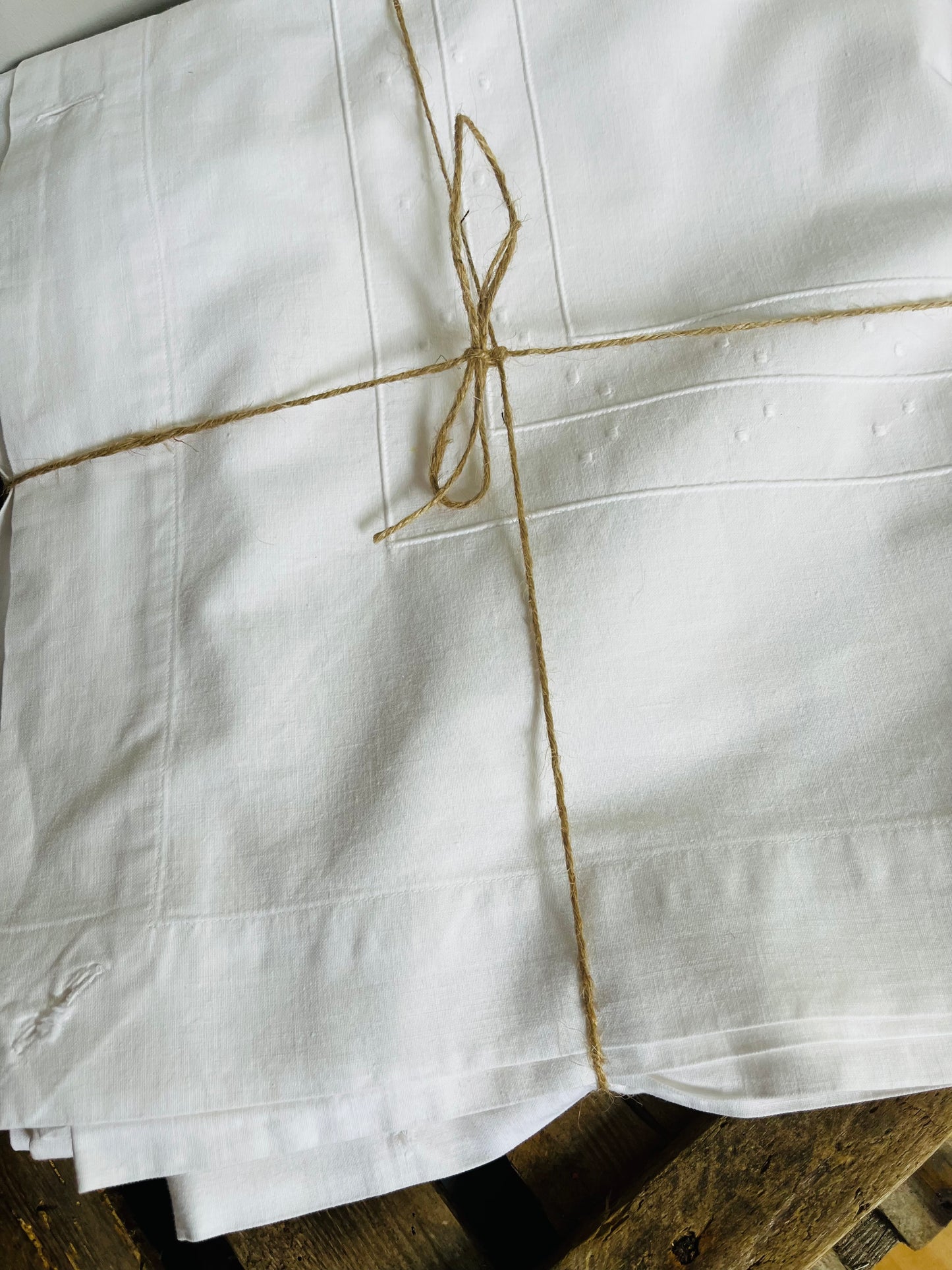 Bettlaken mit Pünktchenstickerei weiß 148 x 240 Halbleinen