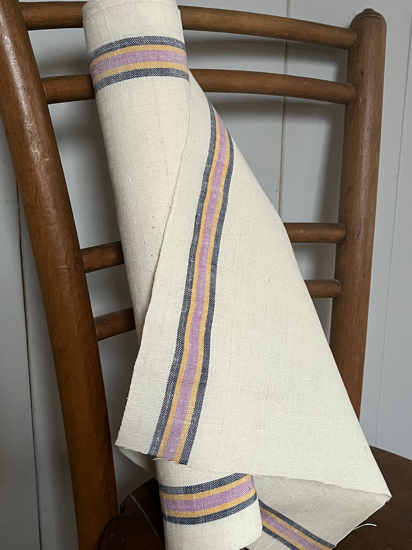 4,2 Meter Ballen altes Leinen mit seltenen Streifen