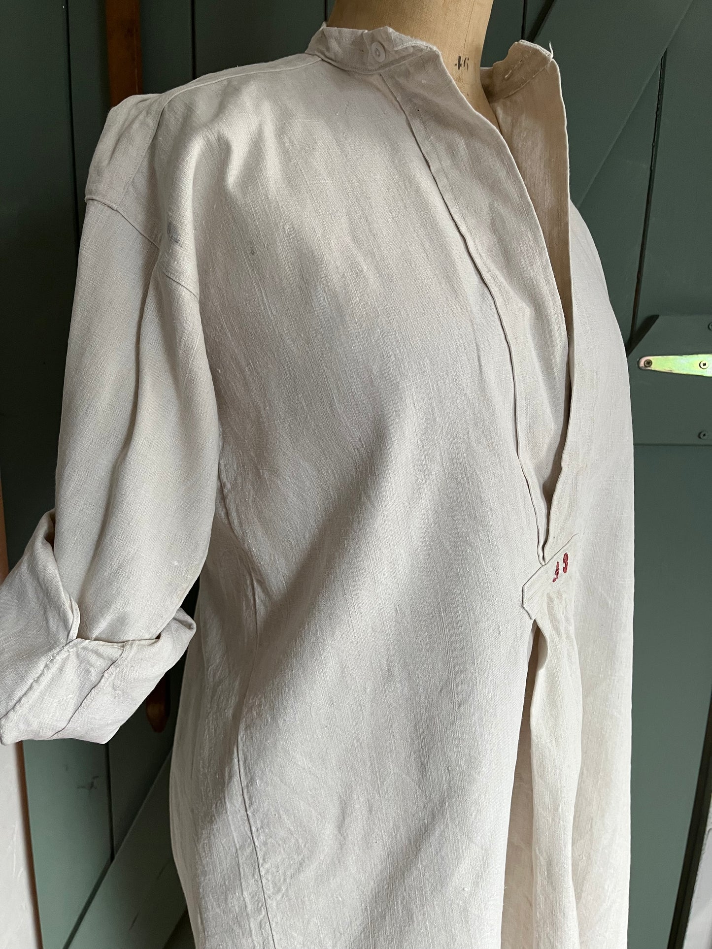 Großvaterhemd mit Stil und Monogramm AB: heute gemütliche Tunika