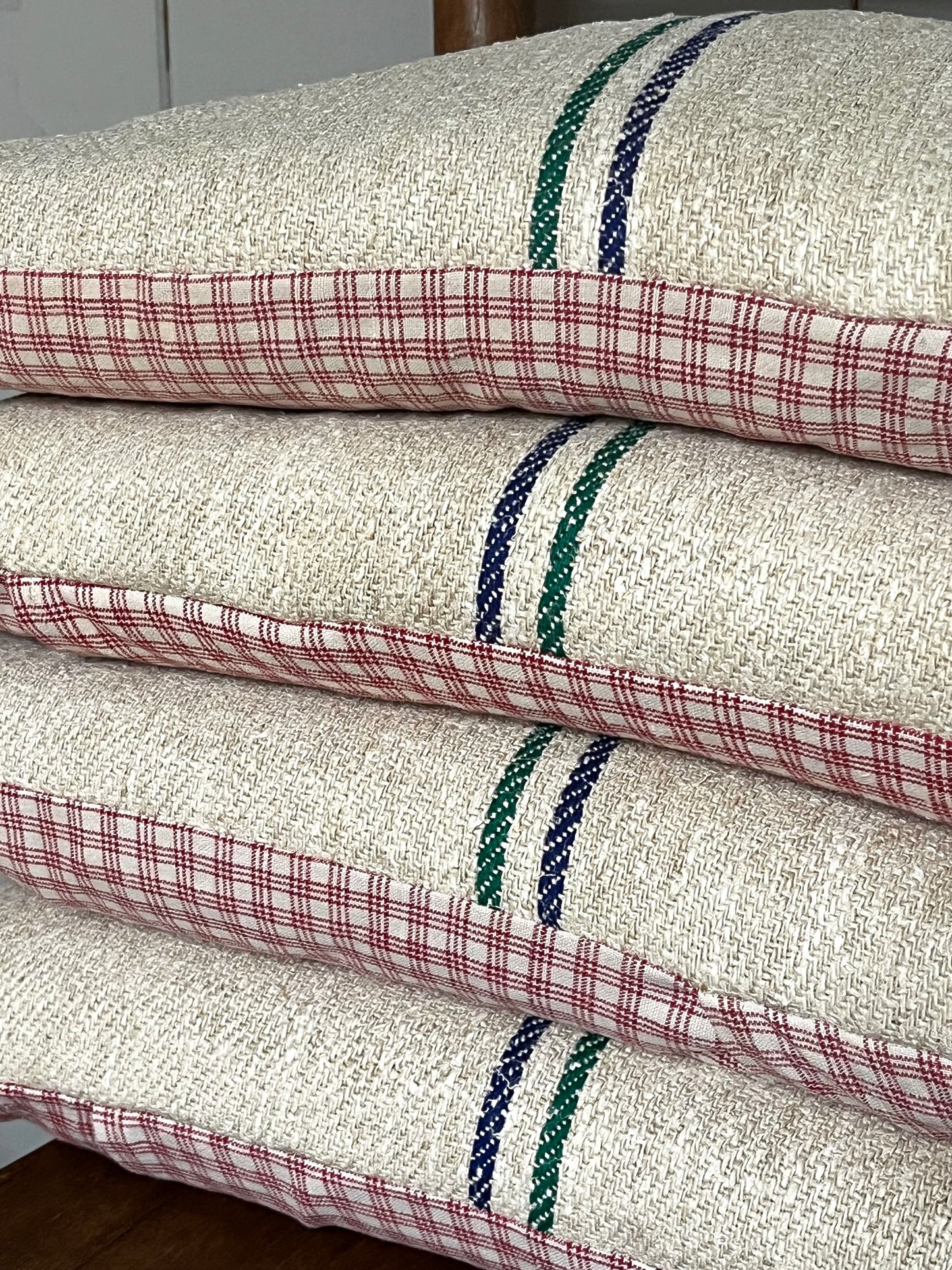 Dinkelkissen für den Nacken: Vintage Kissen aus altem Leinensack 45 x 25