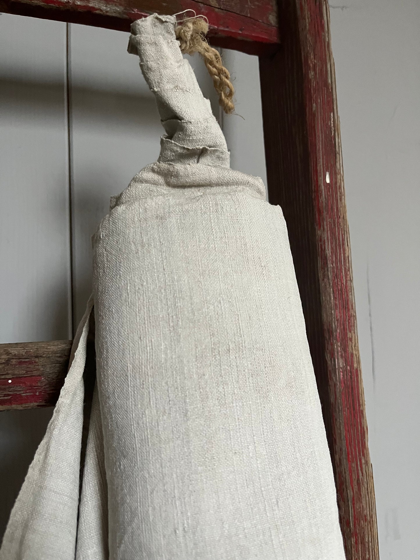 6 Meter fantastisches Leinen, etwa 100 Jahre alt, sauber