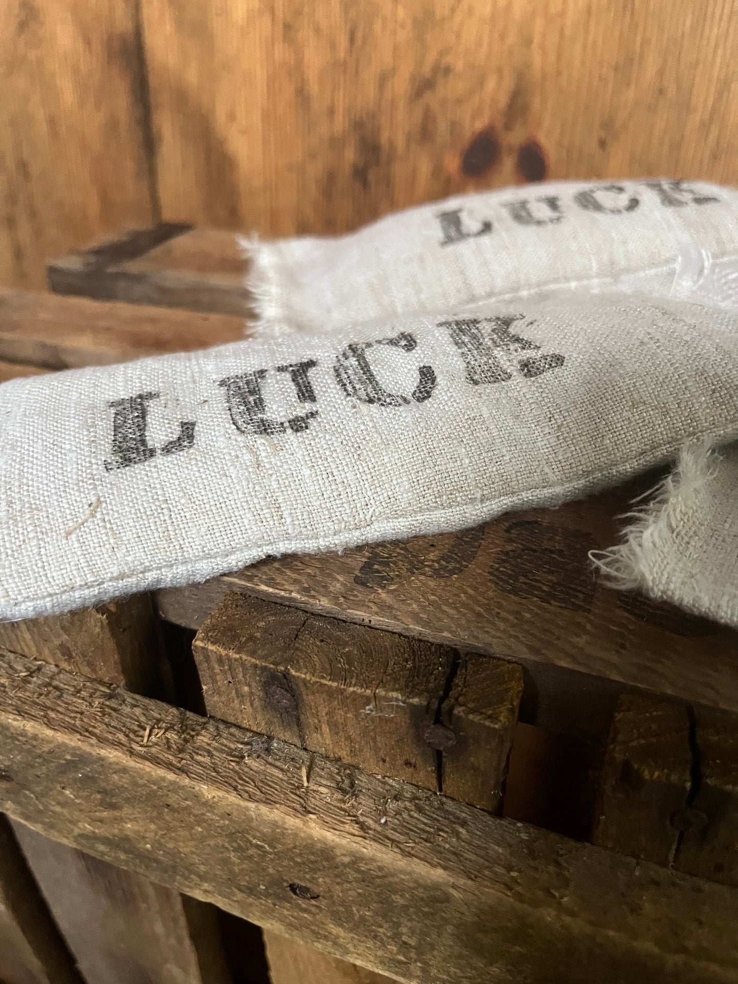 Große Glücks-Lavendelkissen in Leinen mit Aufschrift