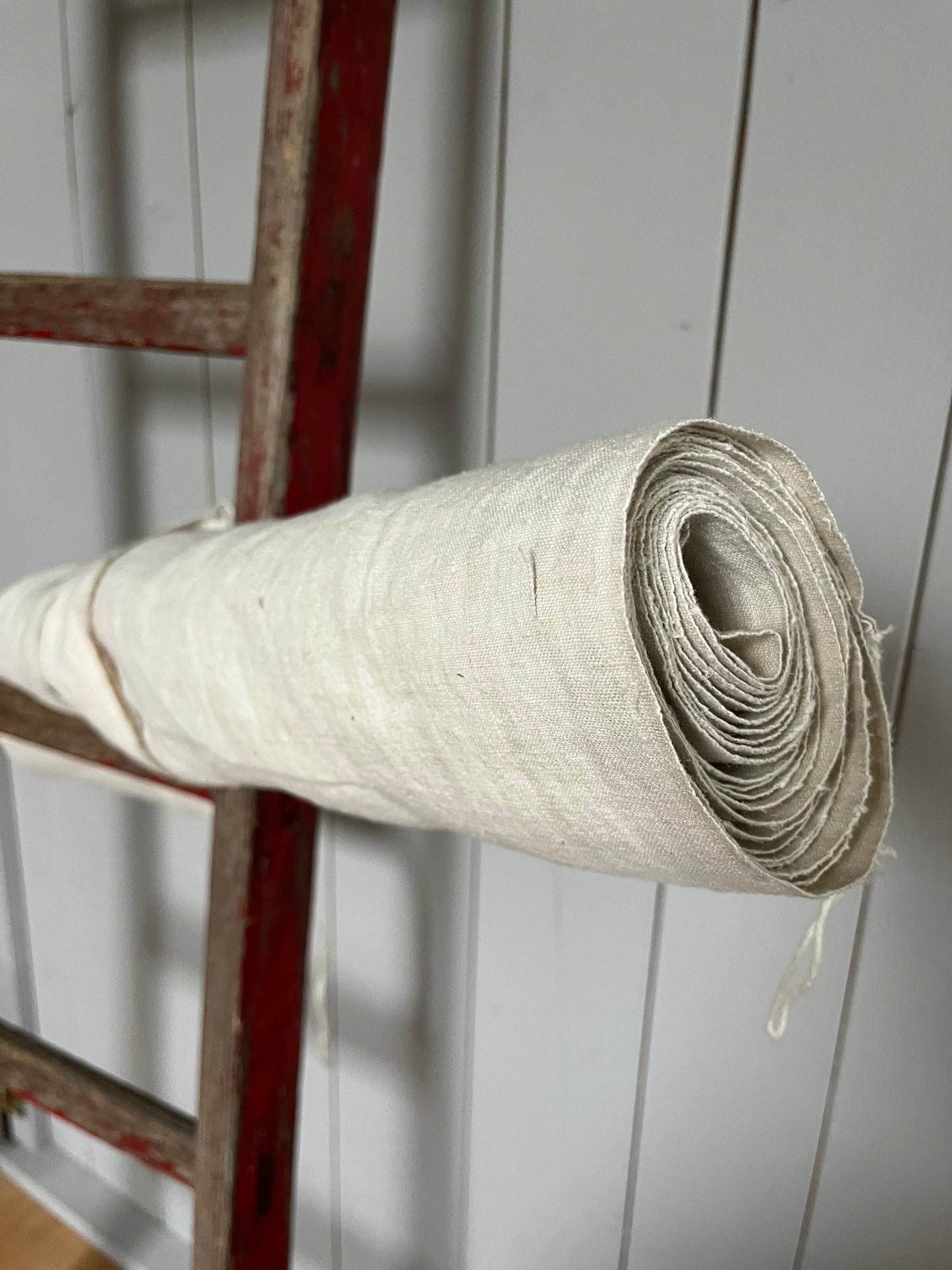 4,4 Meter schweres bildschönes 100-jähriges Bauernleinen