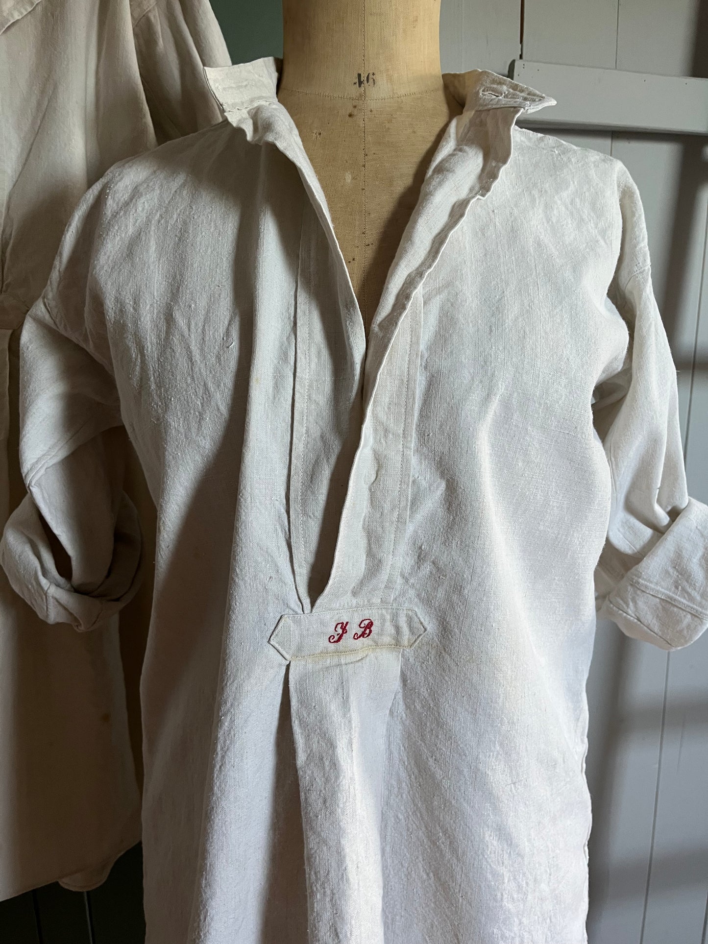 Großvaterhemd mit Stil und Monogramm JB: heute gemütliche Tunika