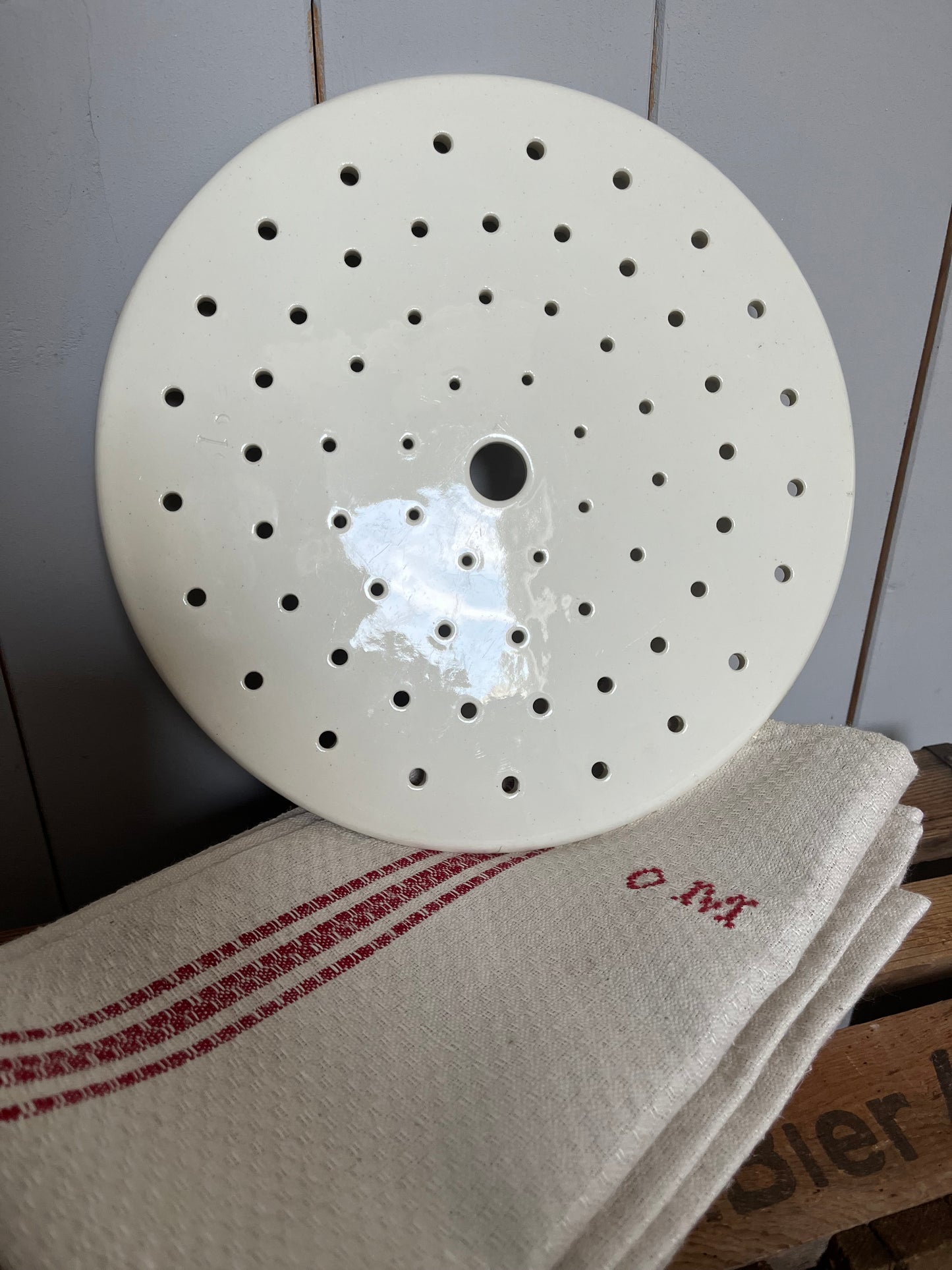 Seltenes Keramik Abtropfsieb Abtropfteller aus Belgien