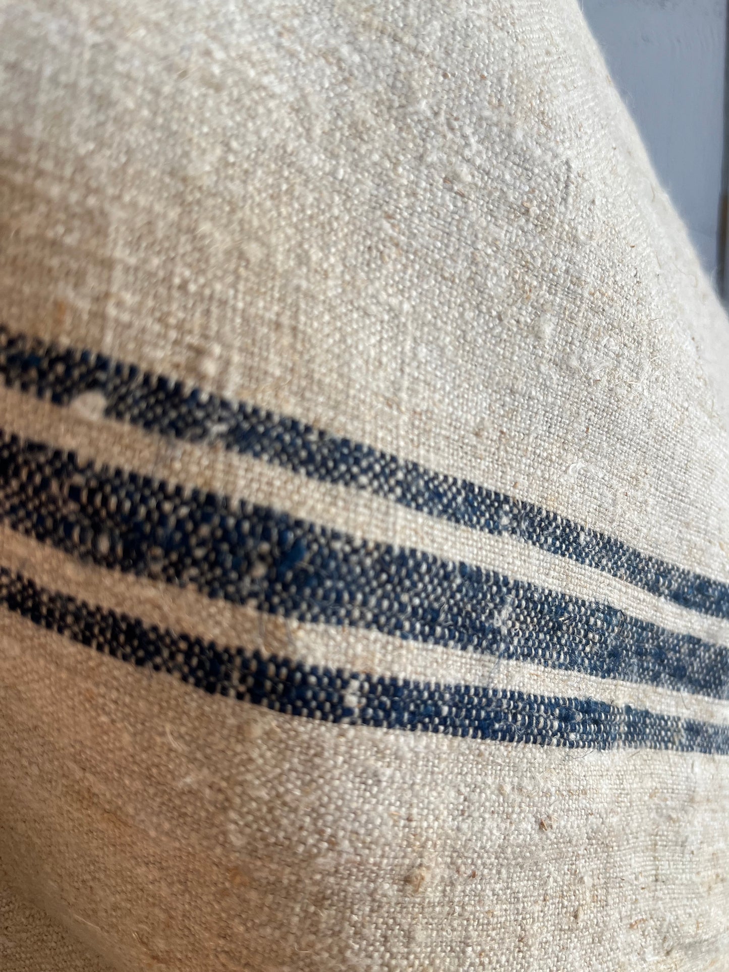 Großer alter Kornsack aus Leinen 1923 mit Aufdruck und blauen Streifen