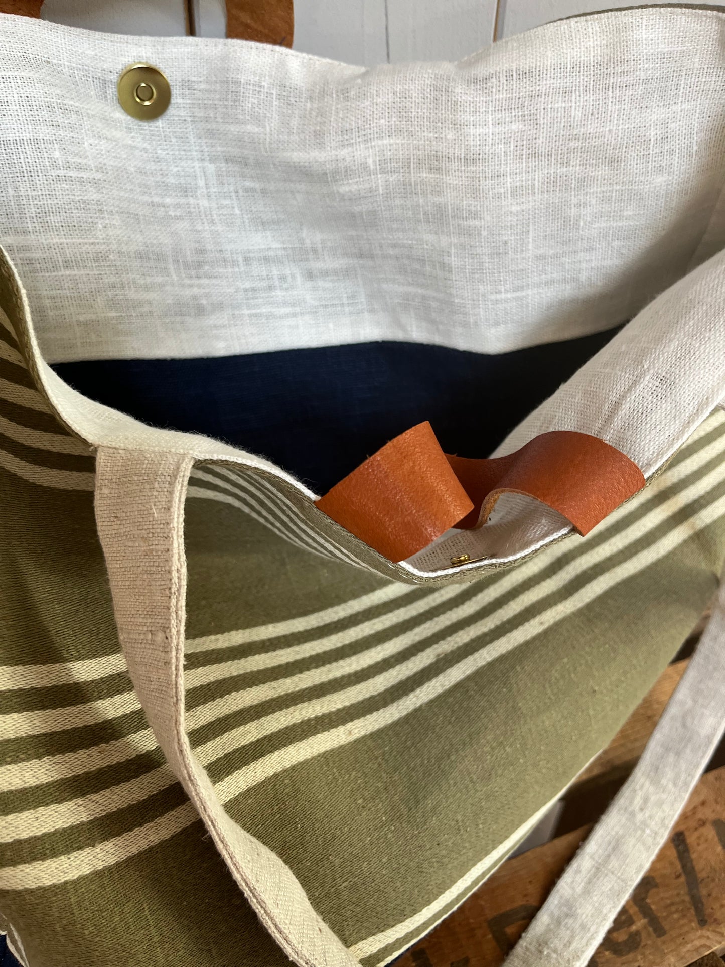 Stripes: Tasche aus altem Leinen mit Streifen