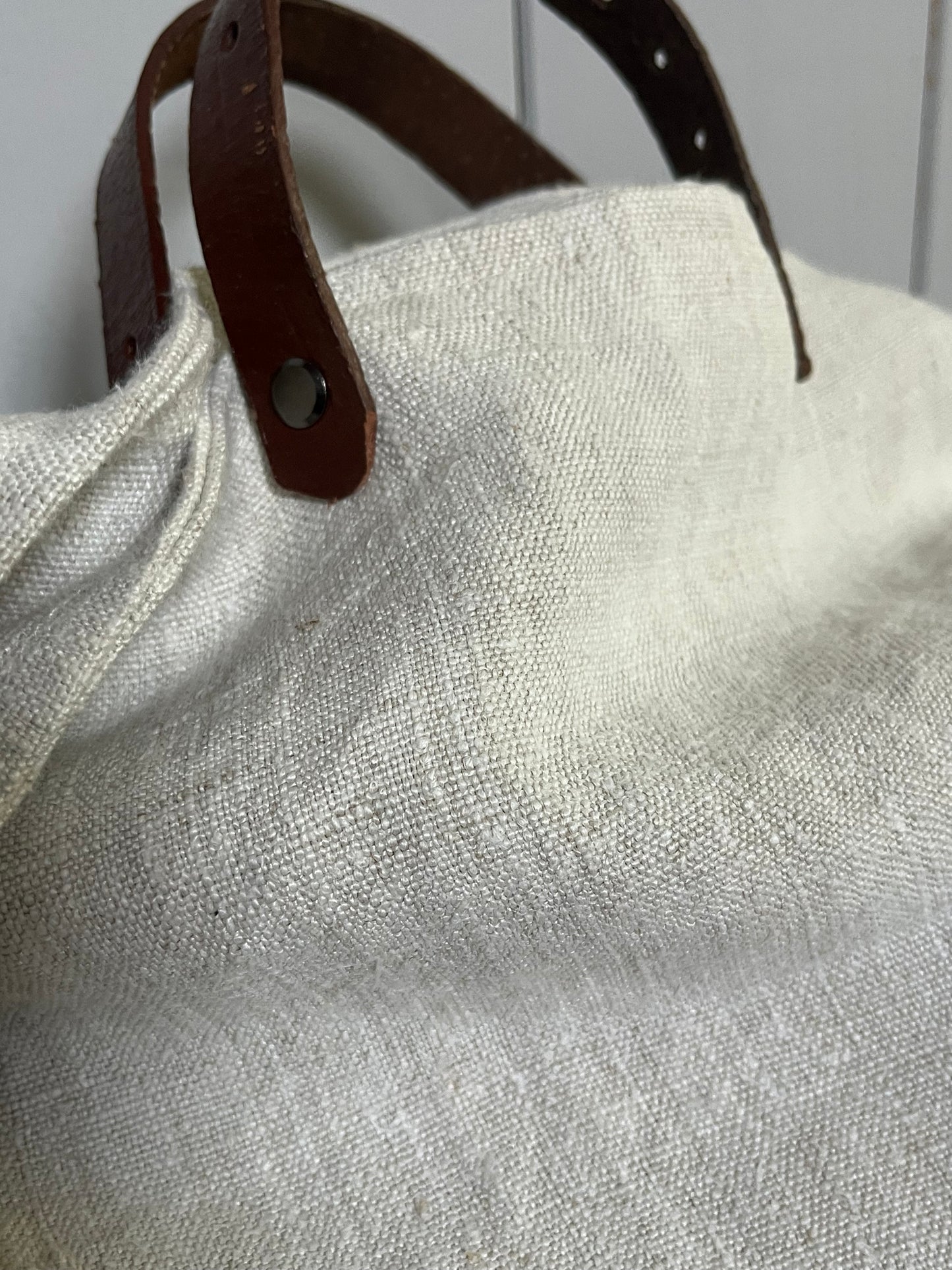 Pur: große Tasche aus altem Bauernleinen mit Extras