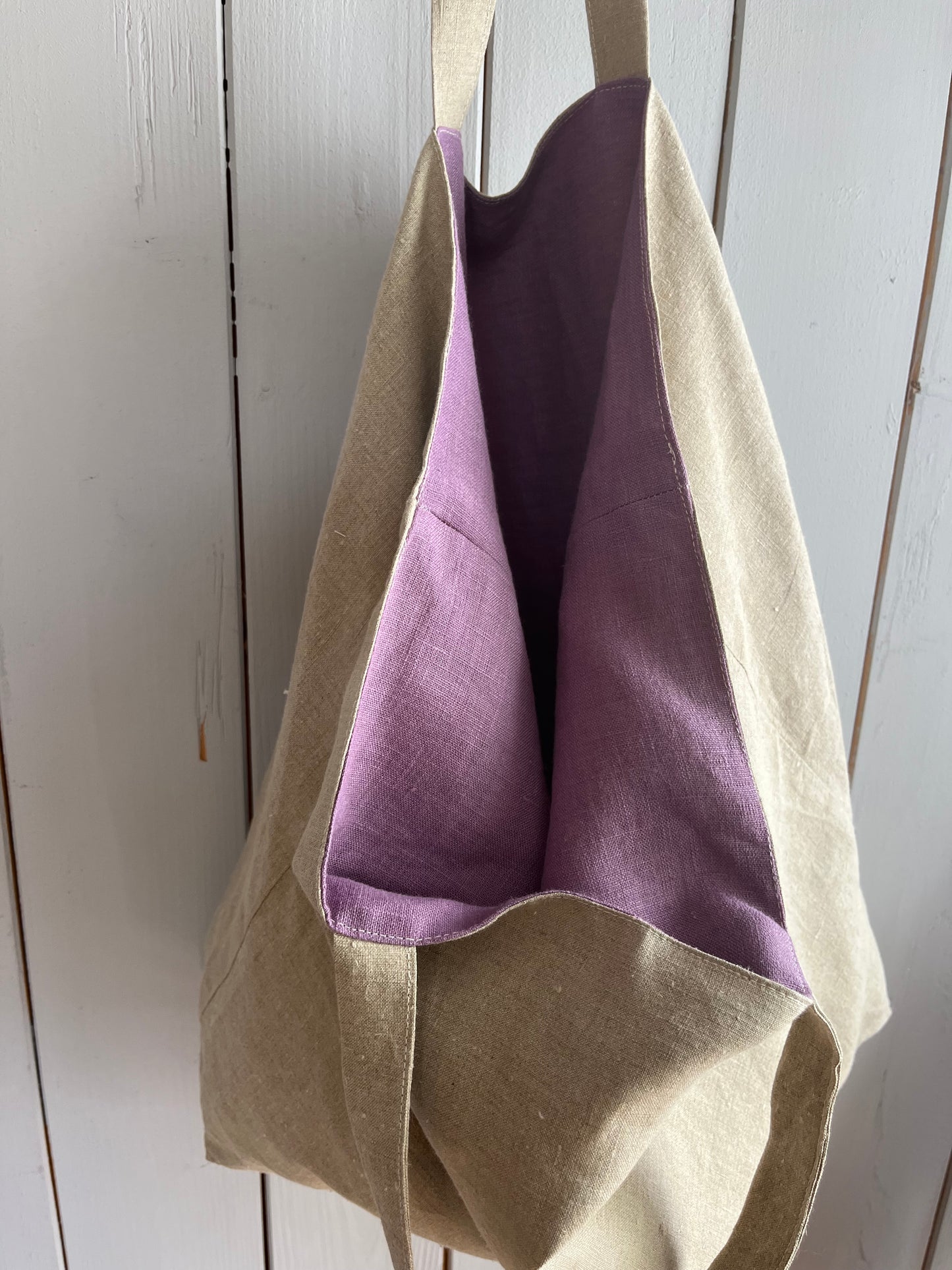 Pur: Leinentasche zum Wenden Natur/Aubergine