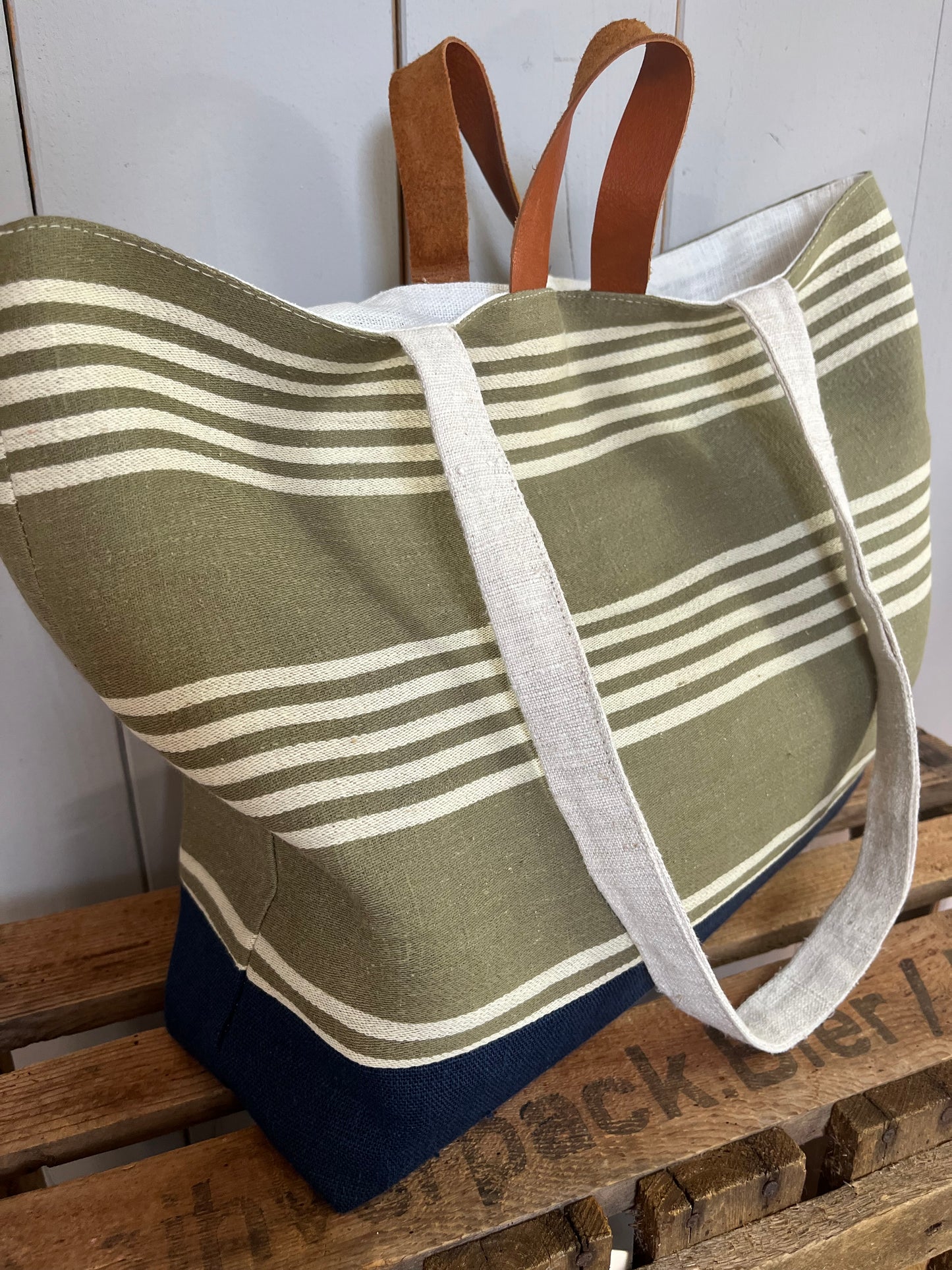 Stripes: Tasche aus altem Leinen mit Streifen