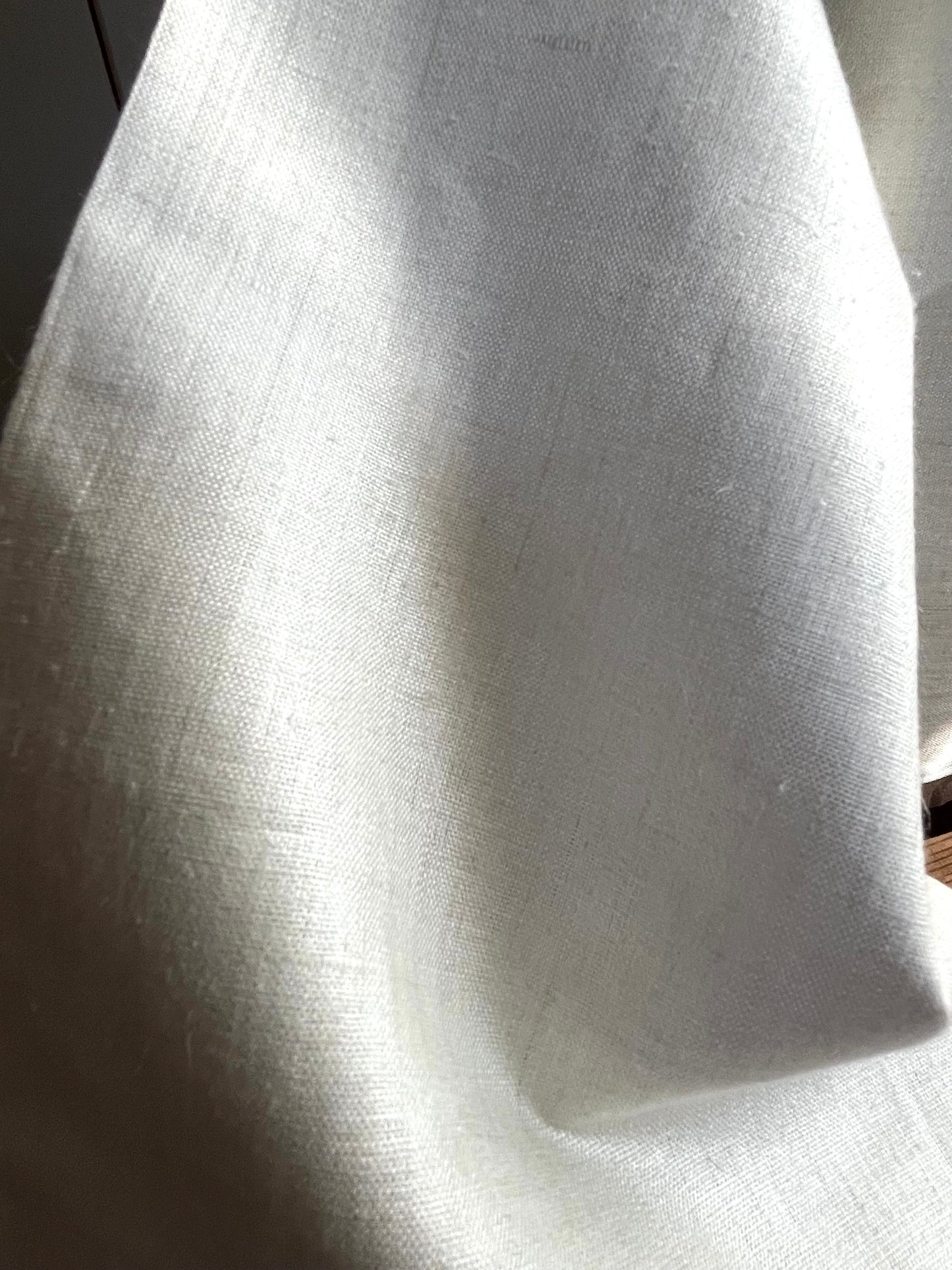 Angebot: 4 x 1,5 Meter hervorragendes Leinen besondere Breite von 1930