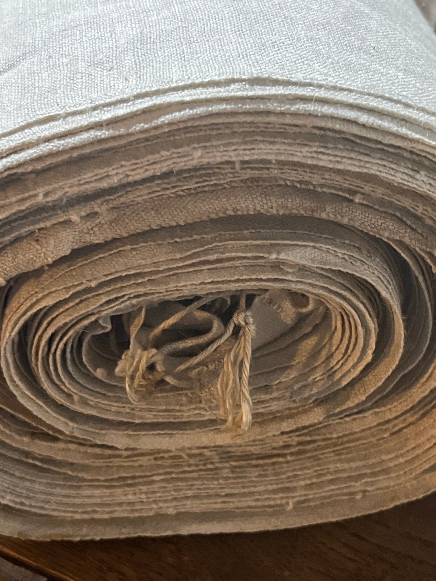 Rarität: 7 Meter antikes Leinen, sauber und fein gewebt