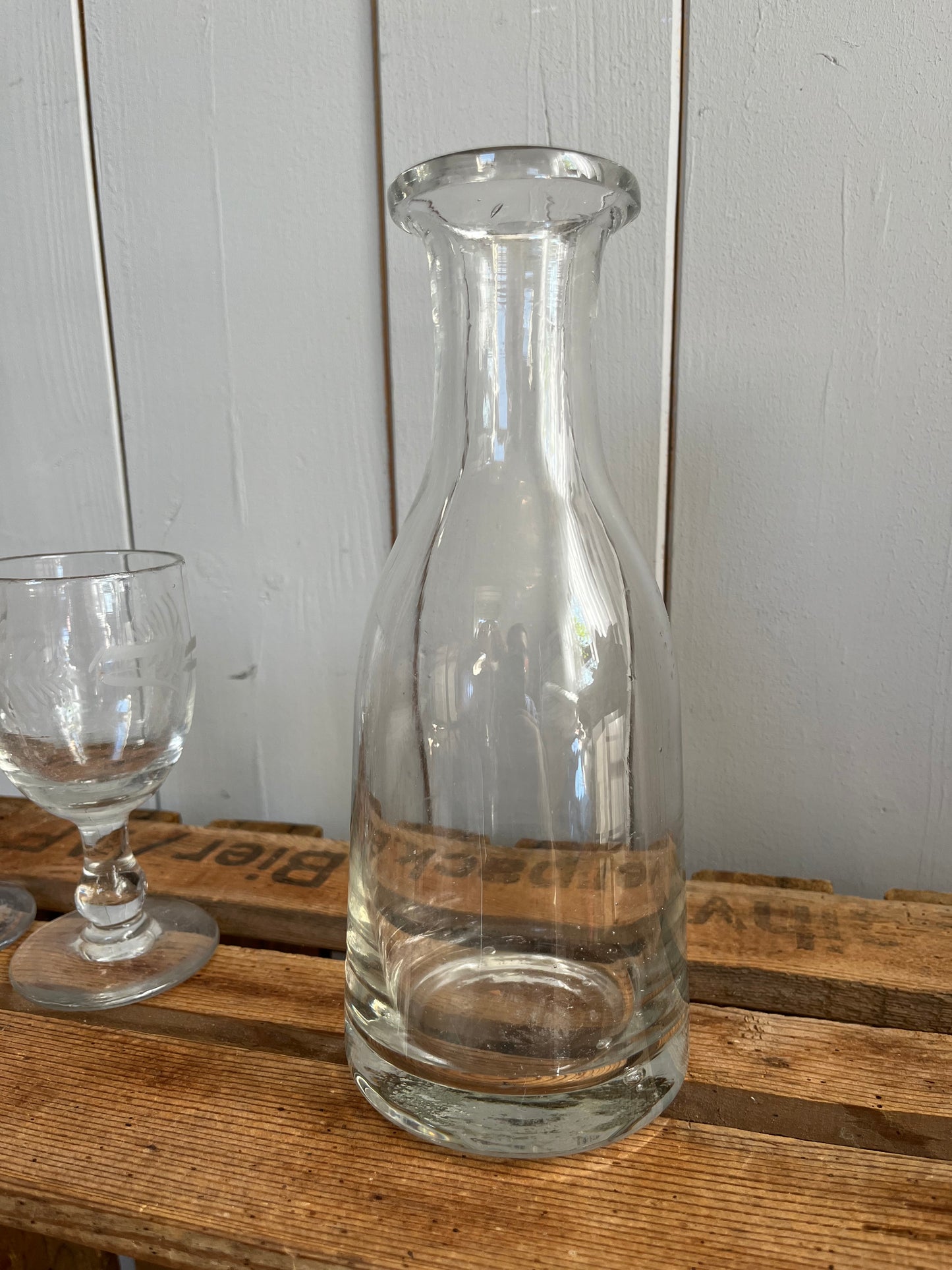 Alte, schwere Wasserflasche Karaffe aus Belgien