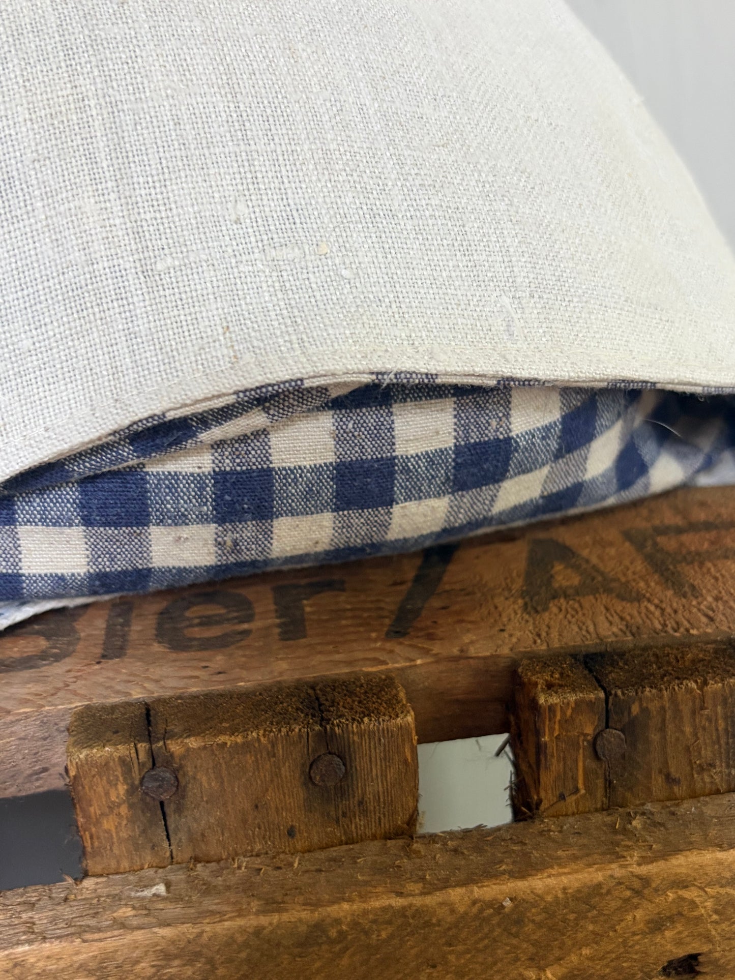 Kissenbezug washed Leinen mit Monogramm K