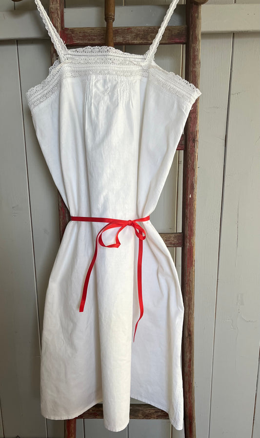 Romantisches Nachthemd von Großmutter