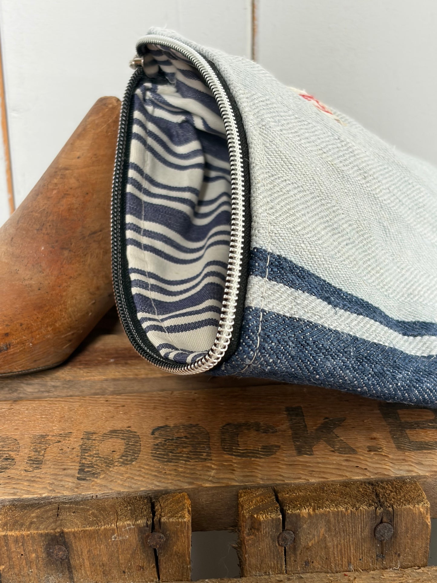 Kosmetiktasche aus altem Leinen - kleiner Shopper