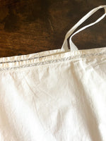Load image into Gallery viewer, 2  feine vintage Hemdchen mit hübscher Borte im Set

