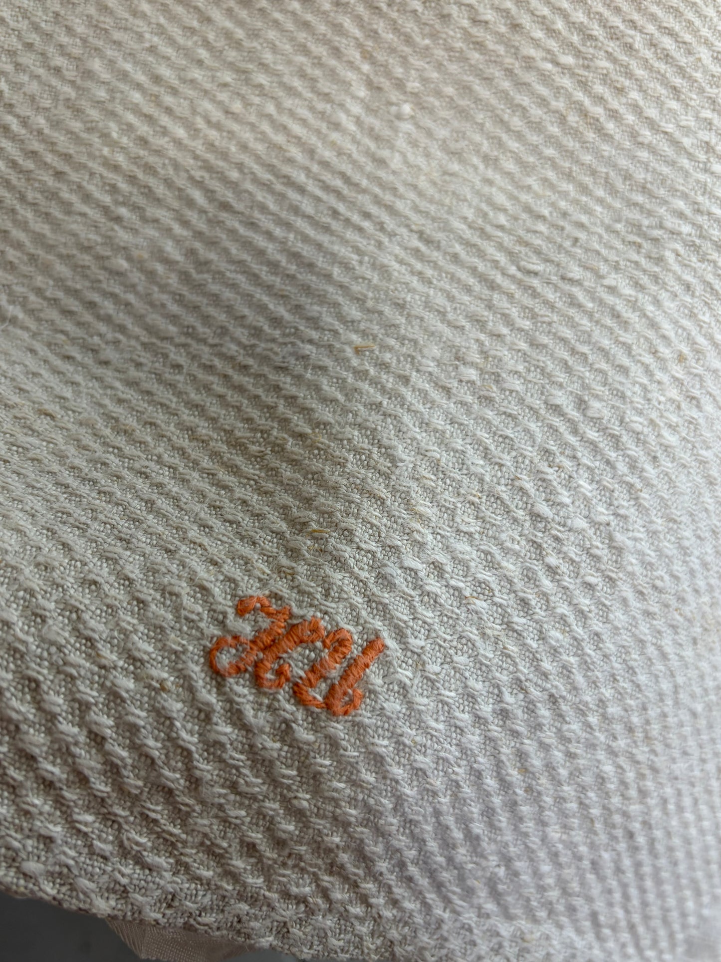 Set: 3 XL Leinentücher um 1930 mit Monogramm - die Klassiker