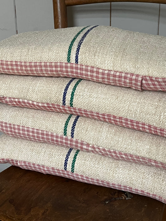 Dinkelkissen für den Nacken: Vintage Kissen aus altem Leinensack 45 x 25