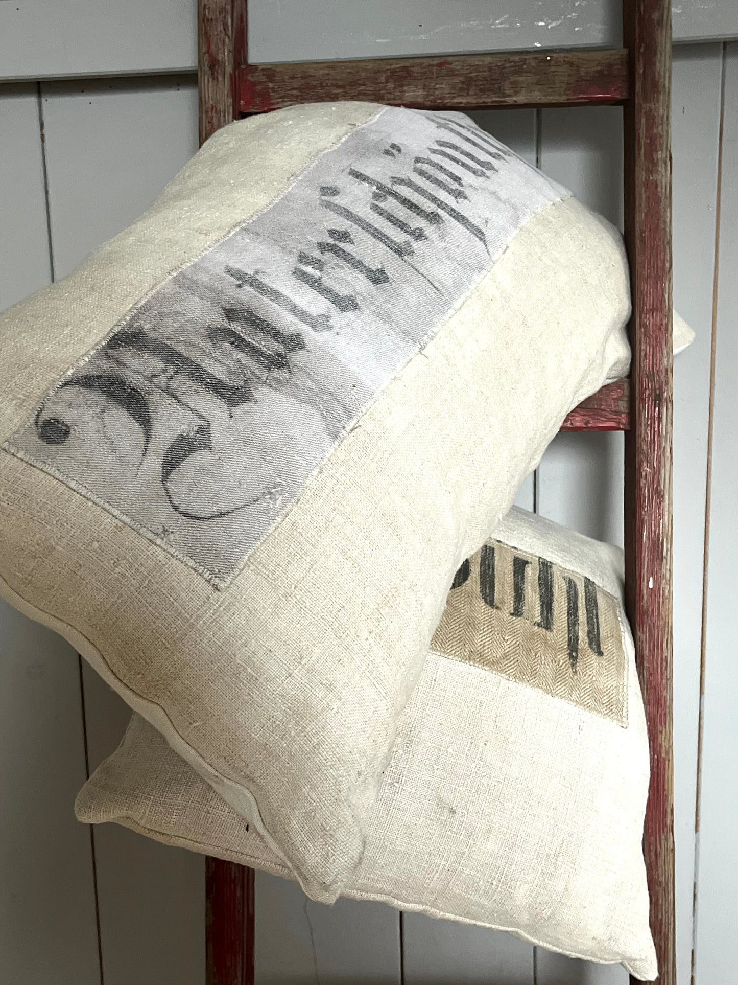 Very vintage Kissen aus antikem Leinen mit Aufschrift 60 × 40