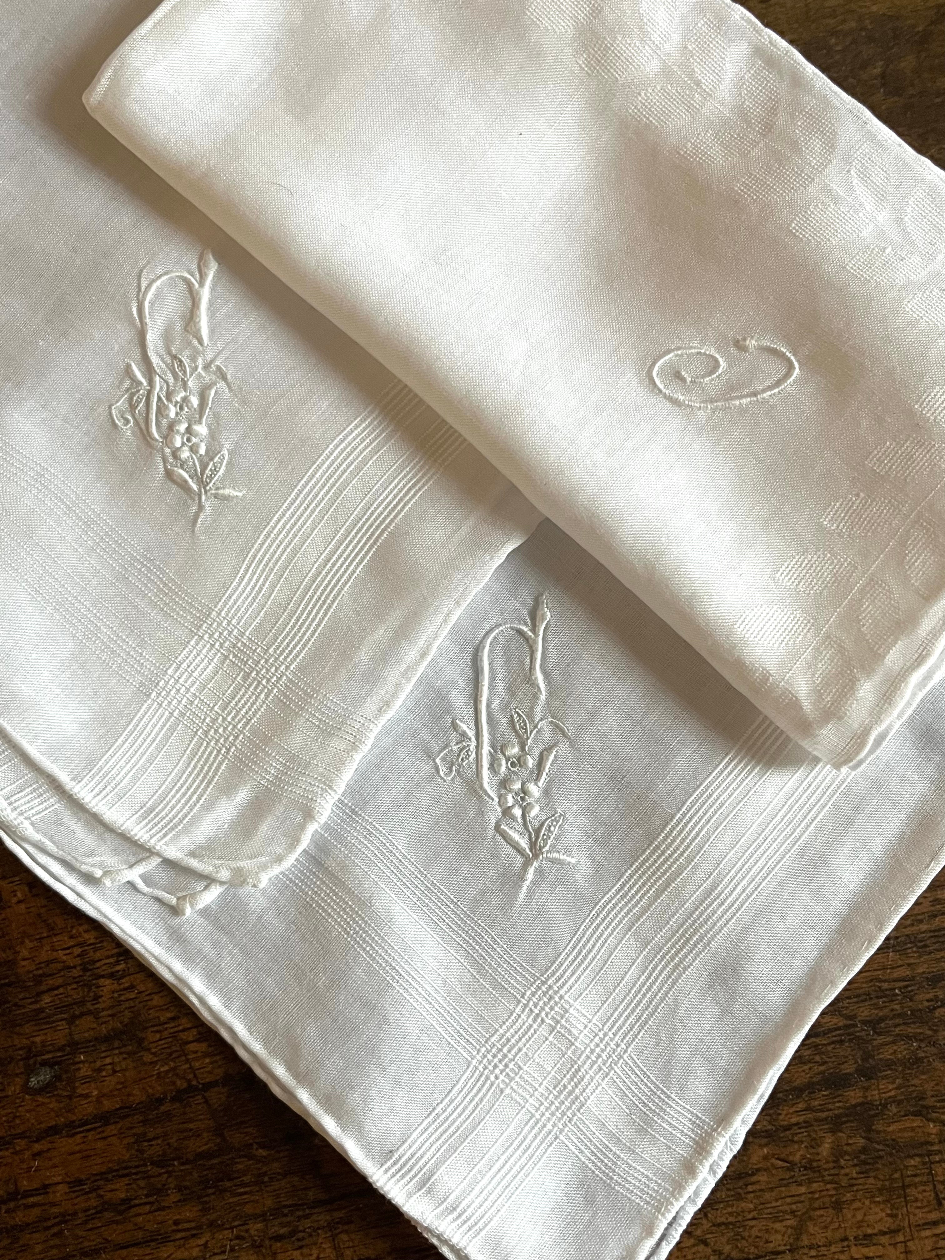 3 feinste Taschentücher aus Frankreich - Monogramm C