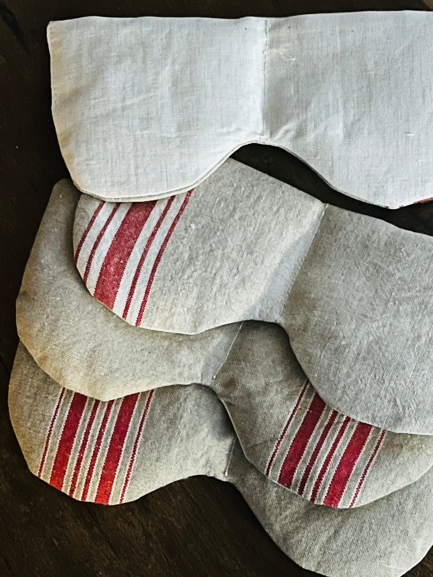 Kühlende Augenmaske bei Migräne oder müden Augen