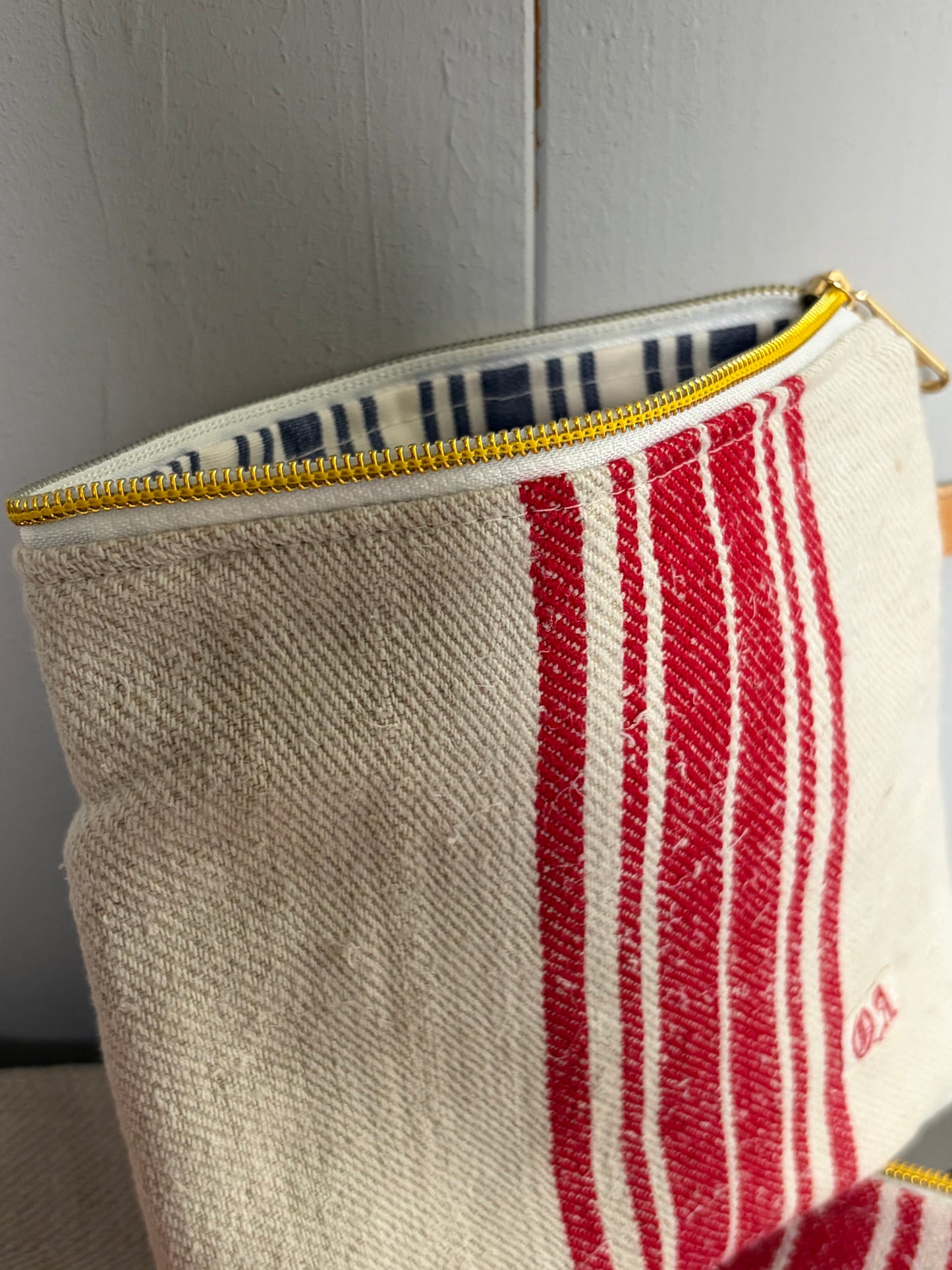 Kosmetiktasche aus altem Leinen - kleiner Shopper