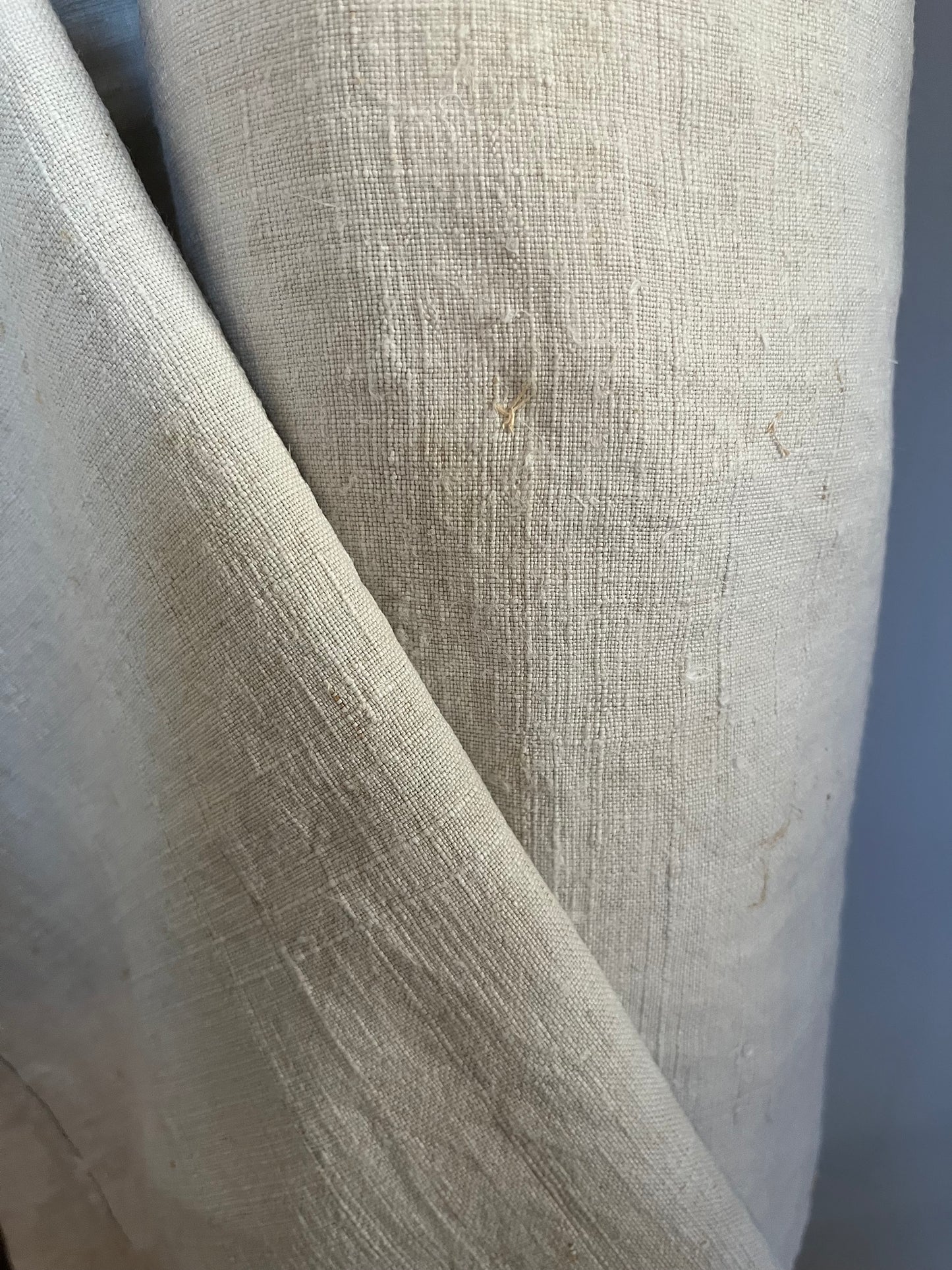 1906 gewebt: 7,1 Meter herrliches, sattes Bauernleinen