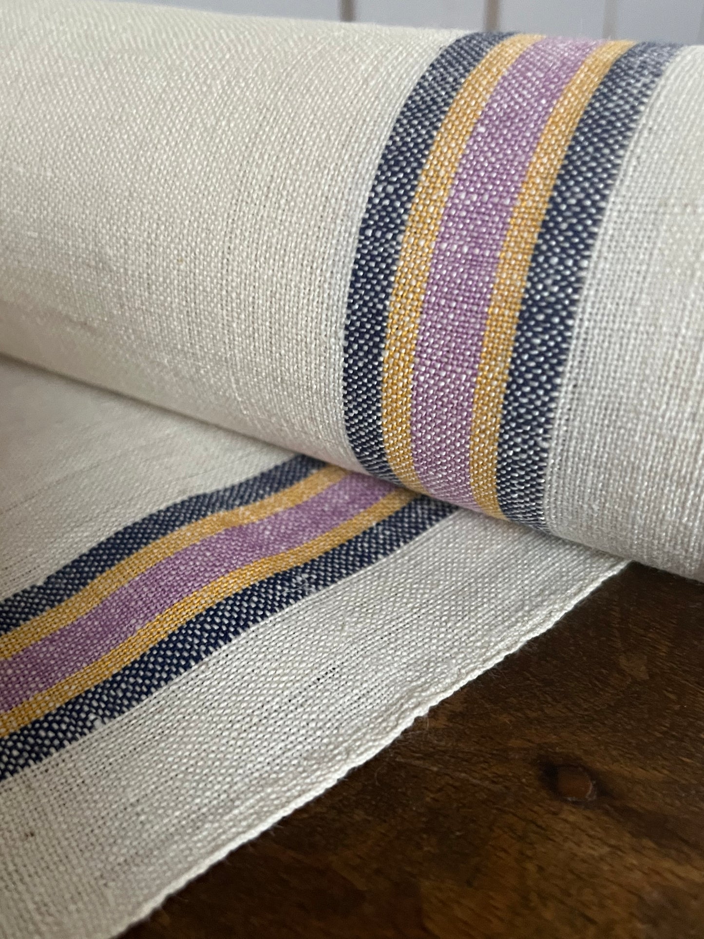 4,2 Meter Ballen altes Leinen mit seltenen Streifen