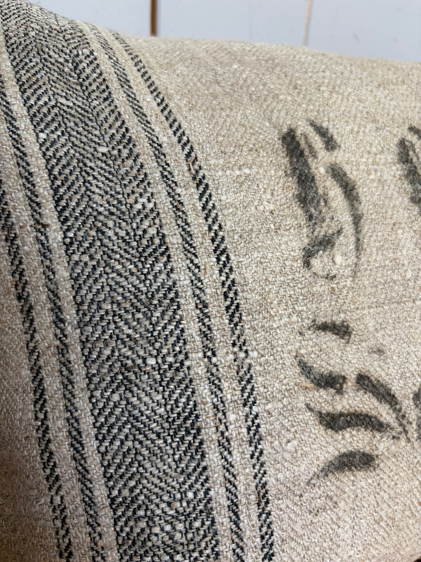 Very Vintage Kissenbezug aus altem Leinensack mit original Aufschrift 60 x 40